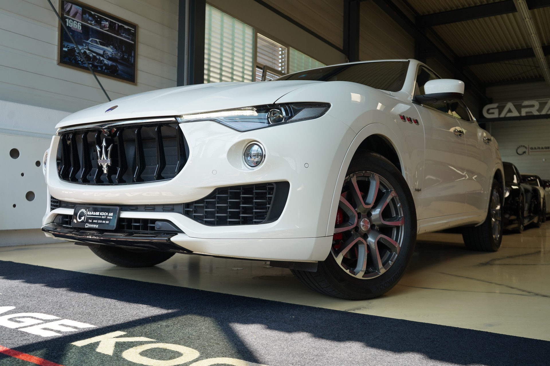 MASERATI Levante D 3.0 V6 GranSport Automatica-image-1