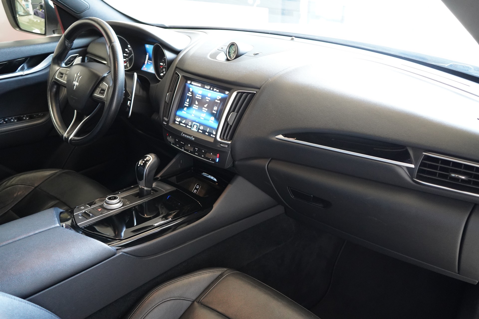MASERATI Levante D 3.0 V6 GranSport Automatica-image-23