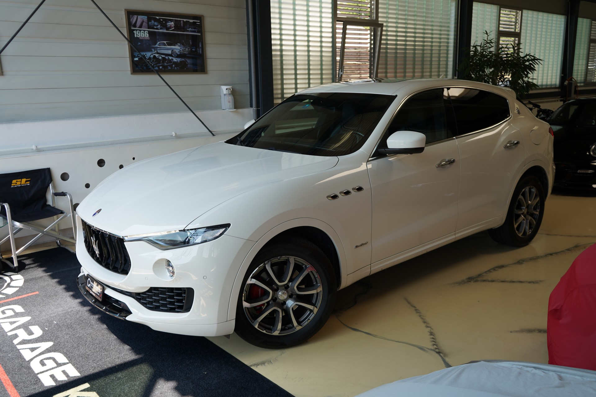 MASERATI Levante D 3.0 V6 GranSport Automatica-image-2