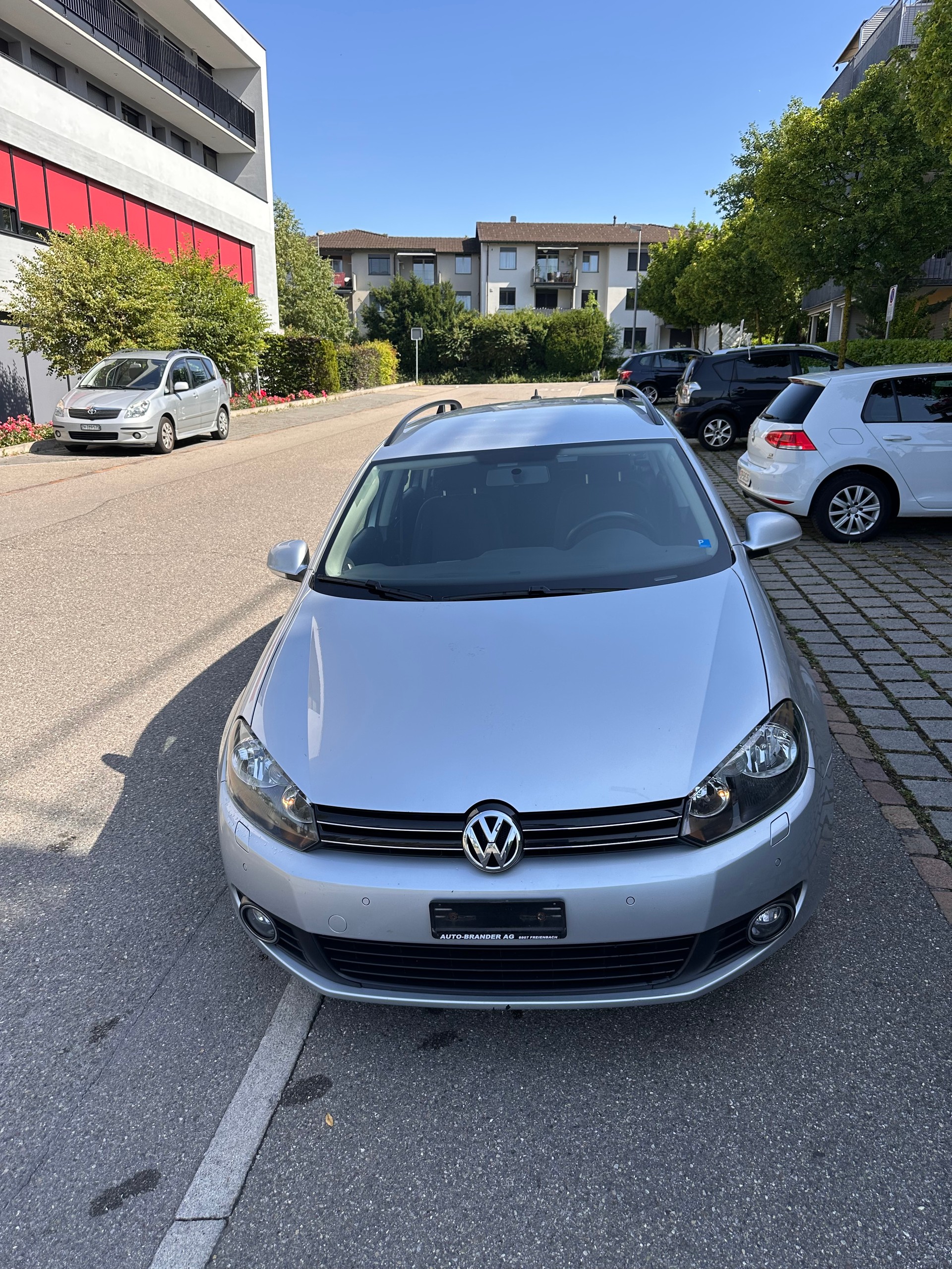 VW Golf Variant 1.4 TSI Comfortline DSG-image-3