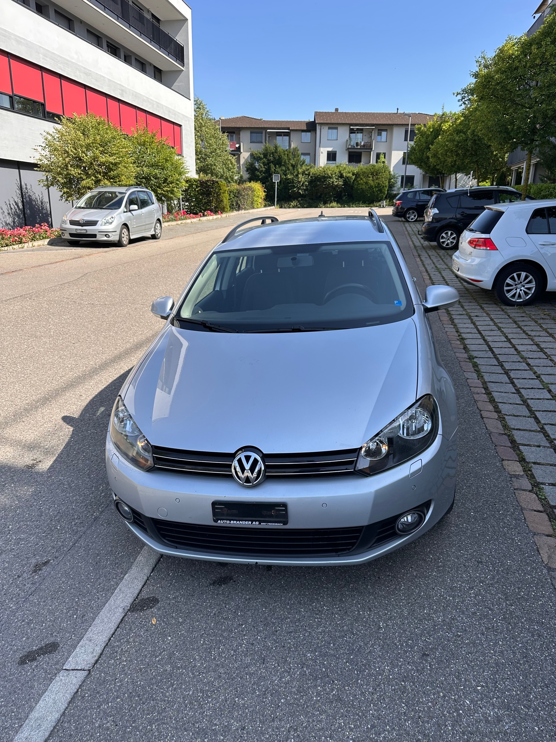 VW Golf Variant 1.4 TSI Comfortline DSG-image-0