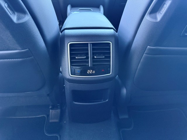 KIA Sportage 1.6 T-GDi Hybrid Black Edition-image-7
