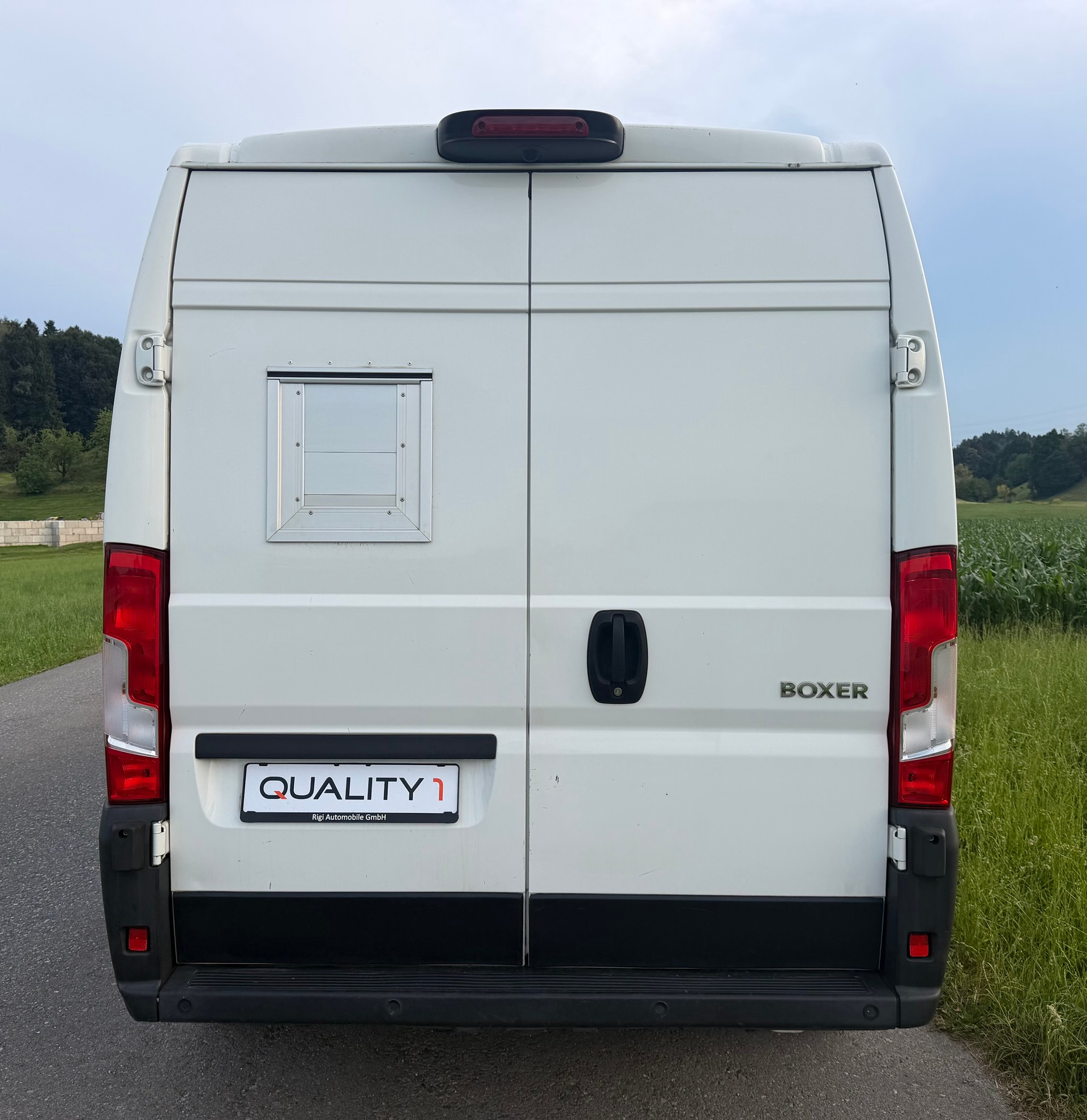 PEUGEOT Boxer 2.2 HDI 335 Premium L2H2-image-4