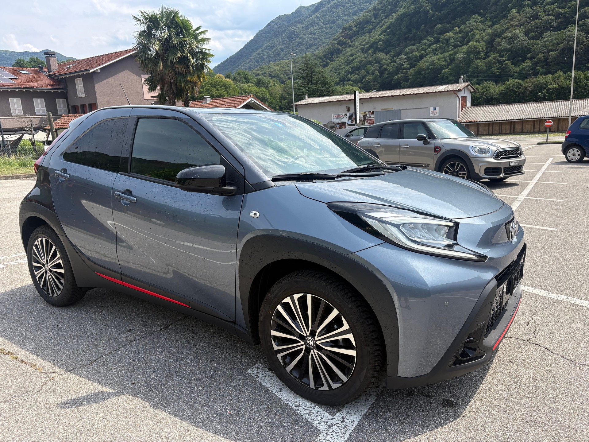 TOYOTA Aygo X 1.0 VVT-i Undercover CVT-image-6