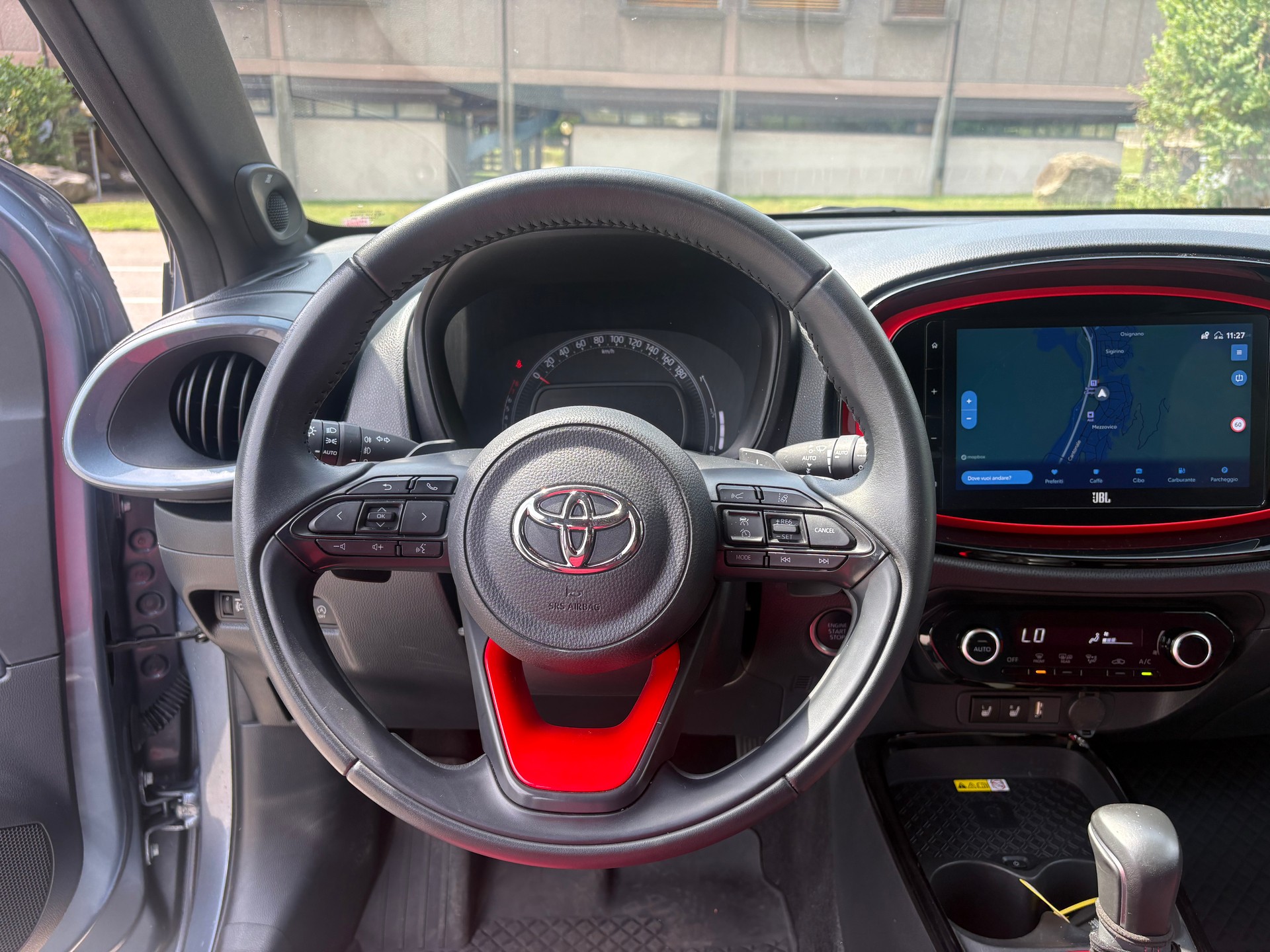 TOYOTA Aygo X 1.0 VVT-i Undercover CVT-image-9