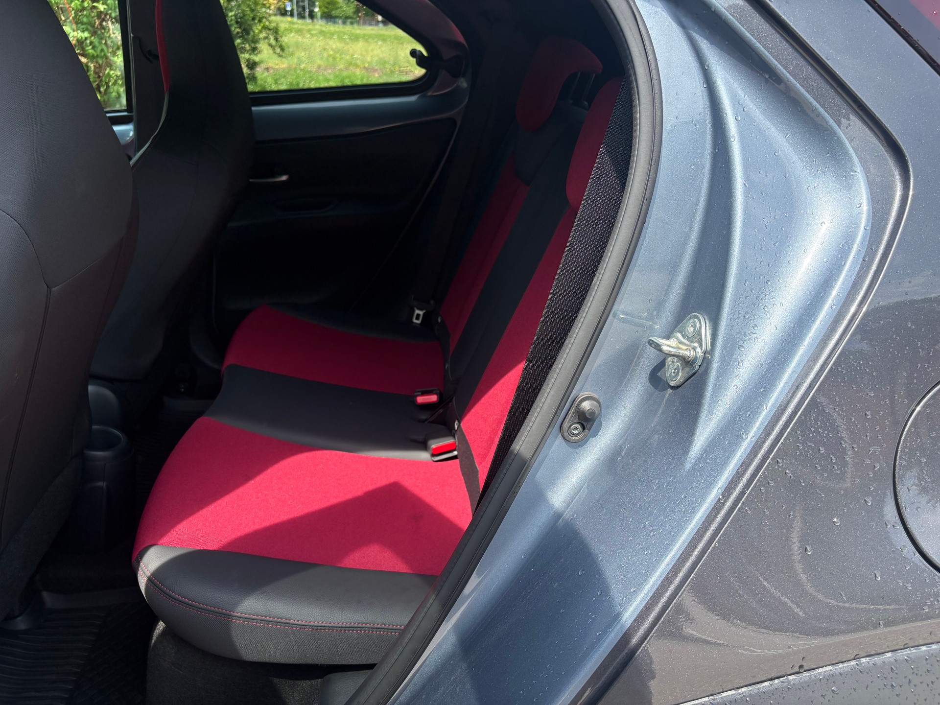 TOYOTA Aygo X 1.0 VVT-i Undercover CVT-image-11