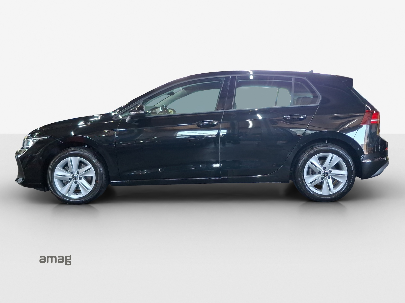 VW Golf 1.5 e TSI mHEV Life DSG-image-1