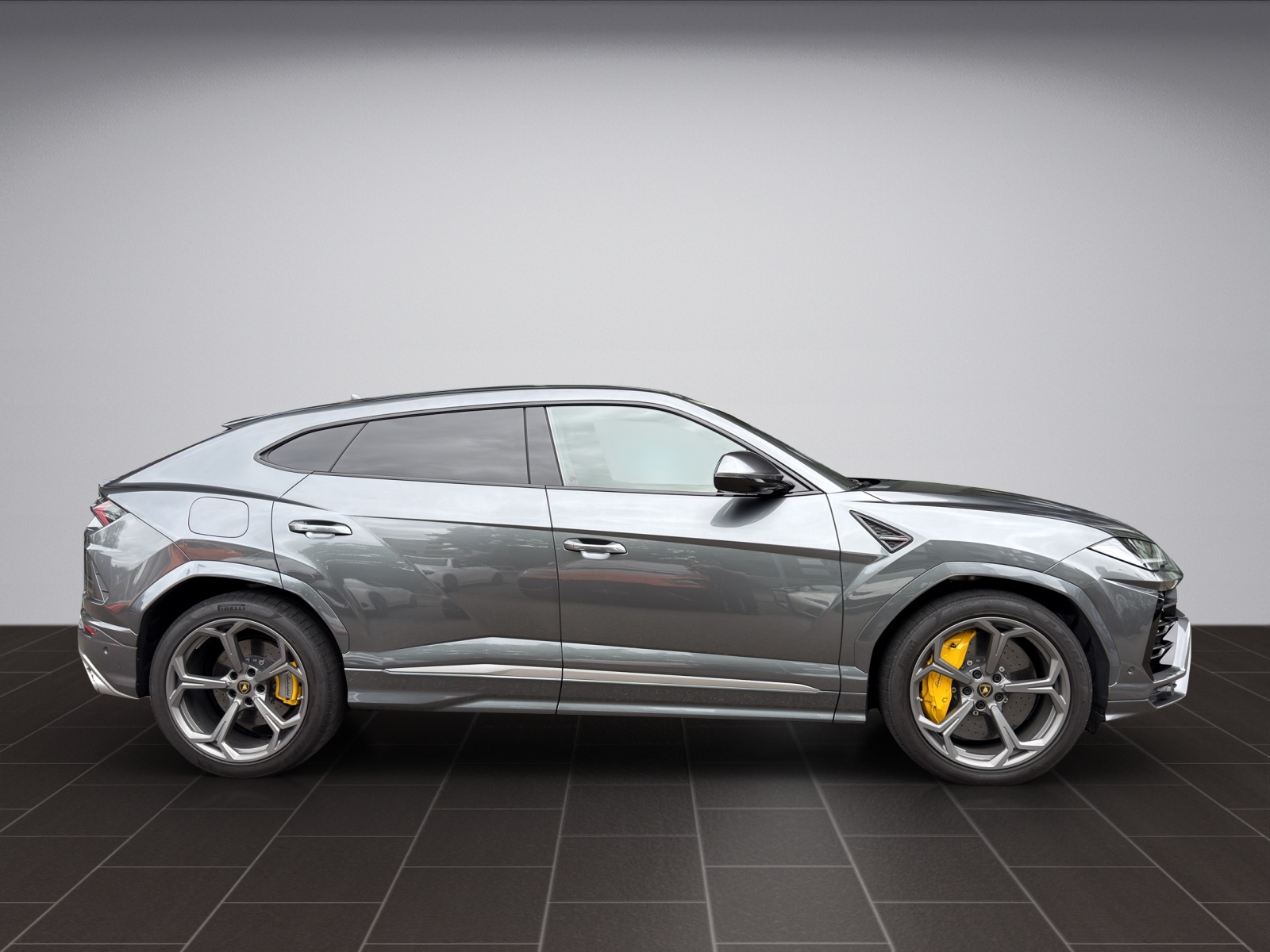 LAMBORGHINI Urus MY20-image-1