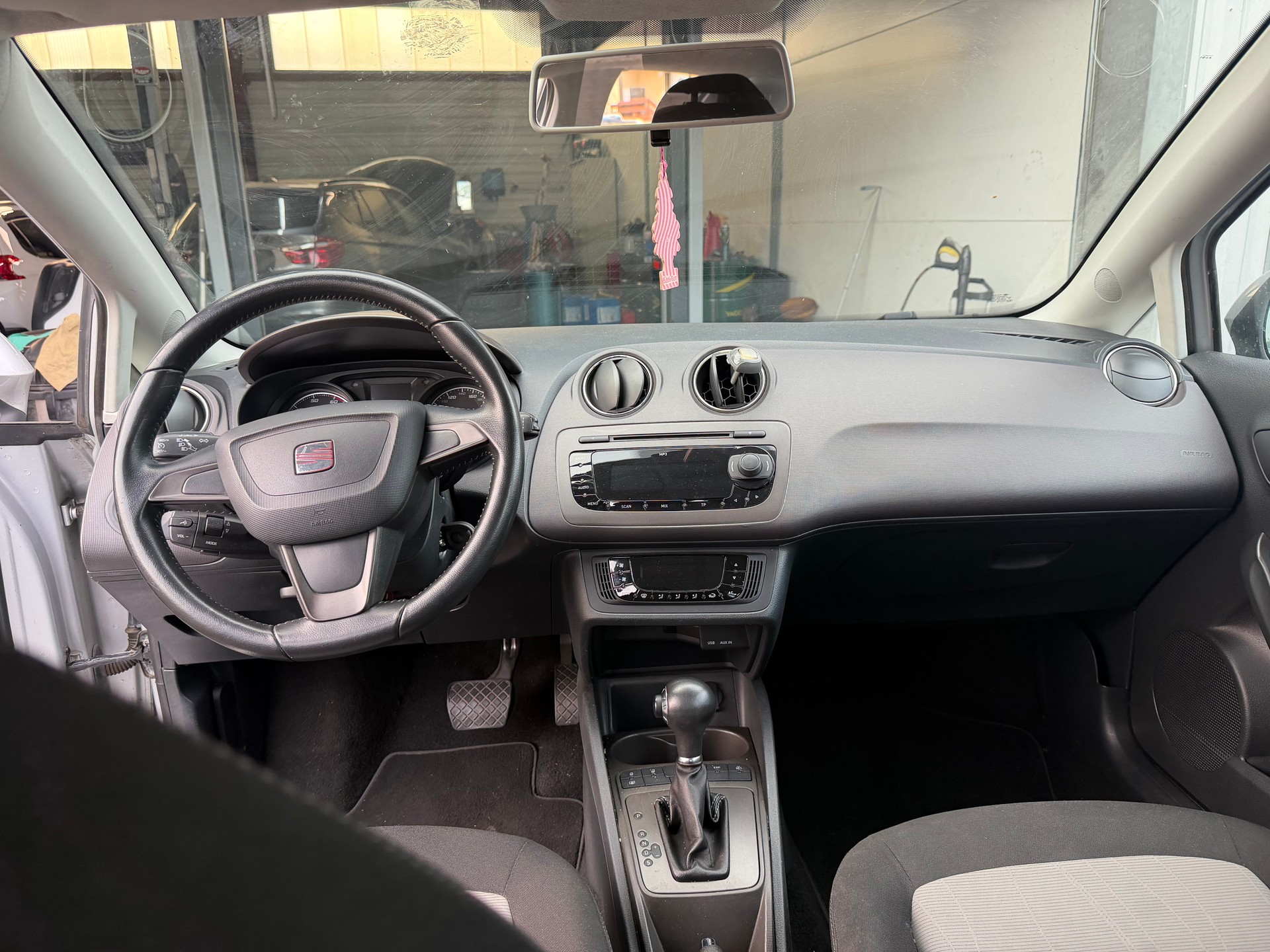 SEAT Ibiza 1.2 TSI FR DSG-image-7
