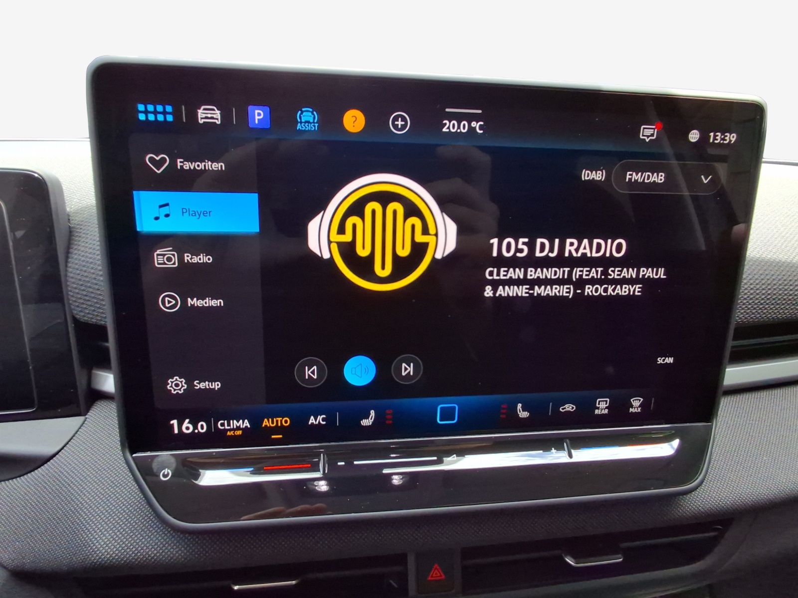 VW T-Roc 1.5 eTSI mHEV Life DSG-image-10
