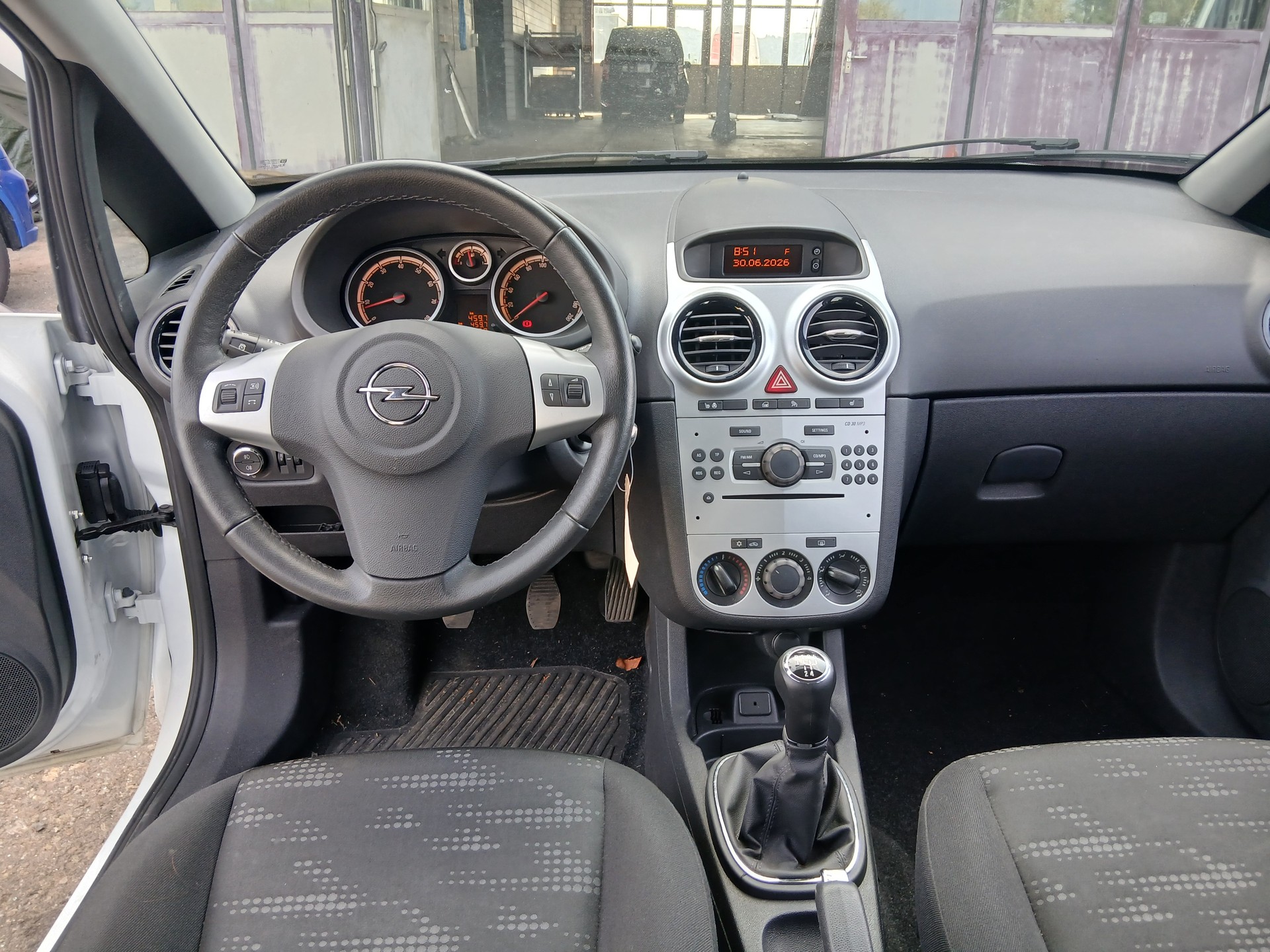 OPEL CORSA-image-7