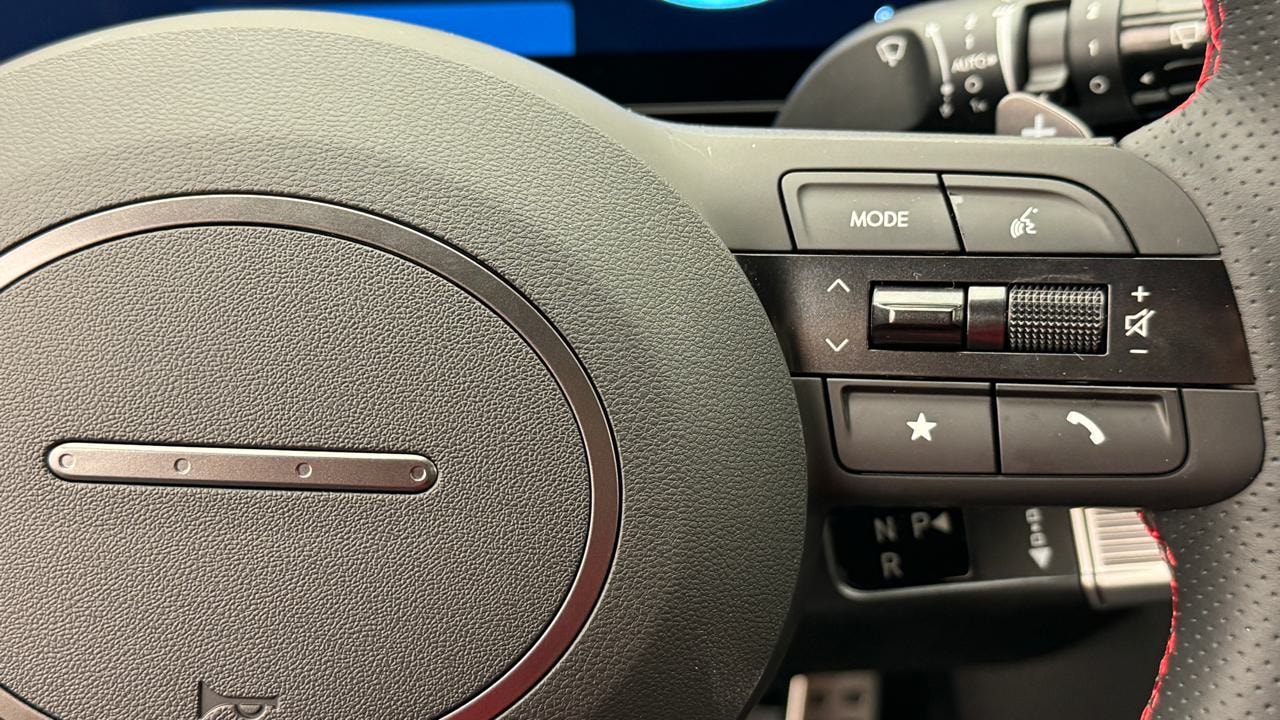 HYUNDAI Tucson 1.6 TGDI HEV N-Line 4WD-image-9