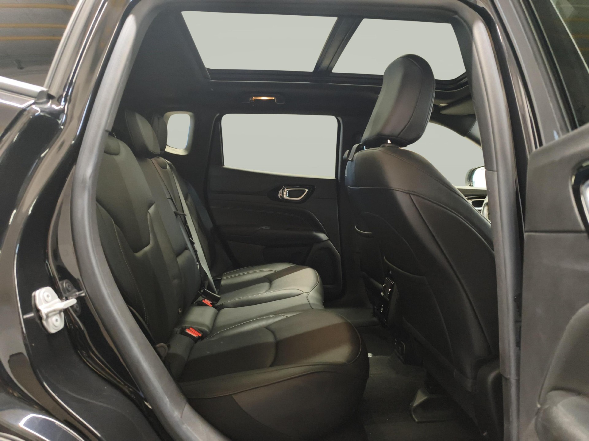 JEEP Compass 1.3 80th Anniversary 4xe - Gancio traino amovibile e ruote invernali inclusi-image-11