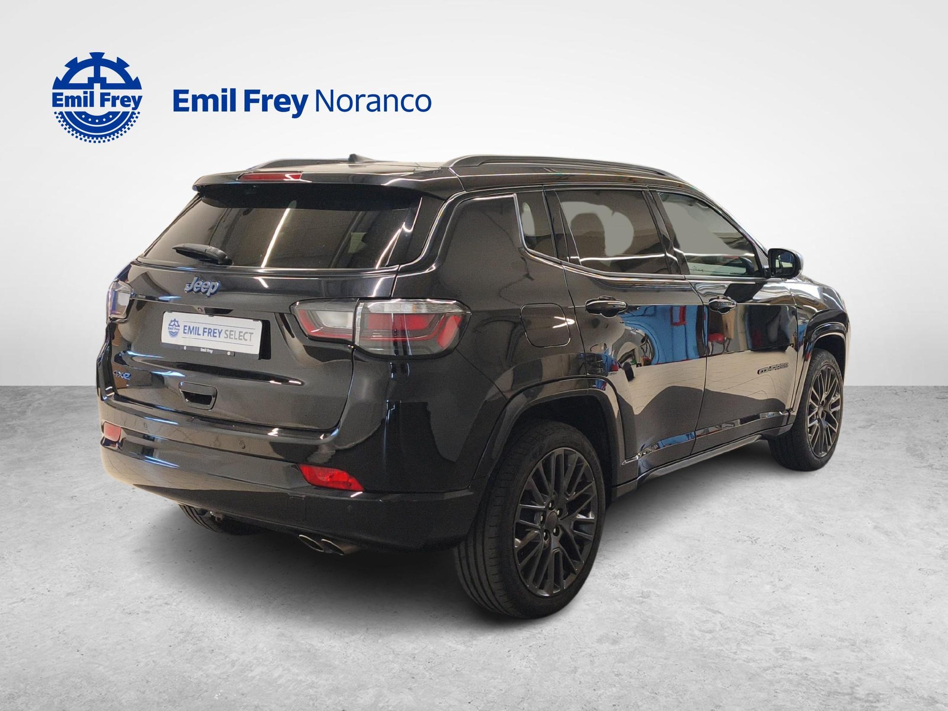JEEP Compass 1.3 80th Anniversary 4xe - Gancio traino amovibile e ruote invernali inclusi-image-4