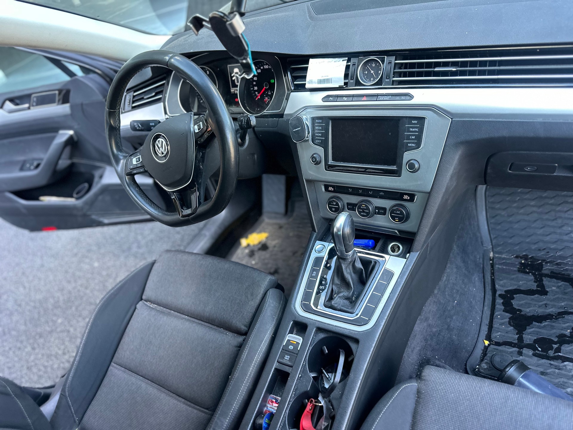 VW Passat Variant 1.6 TDI BMT Comfortline DSG-image-5