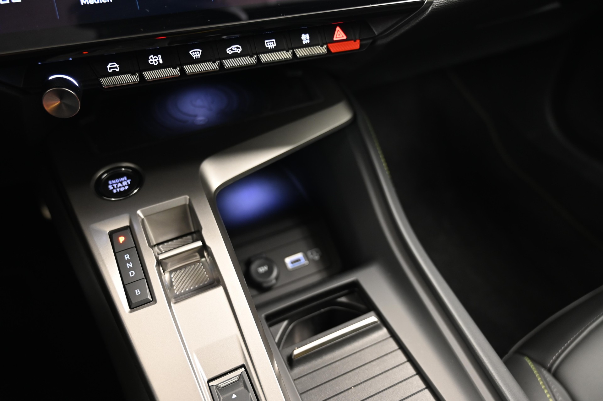PEUGEOT 308 1.6 PHEV 225 GT-image-14