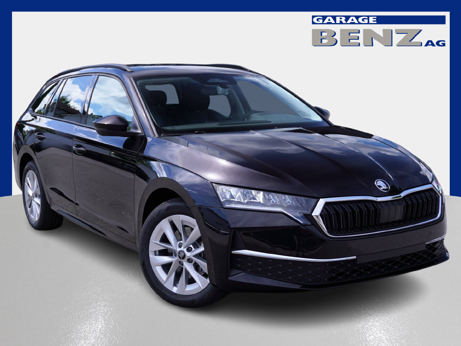 SKODA Octavia Combi 2.0 TSI Selection 4x4 DSG-image-0