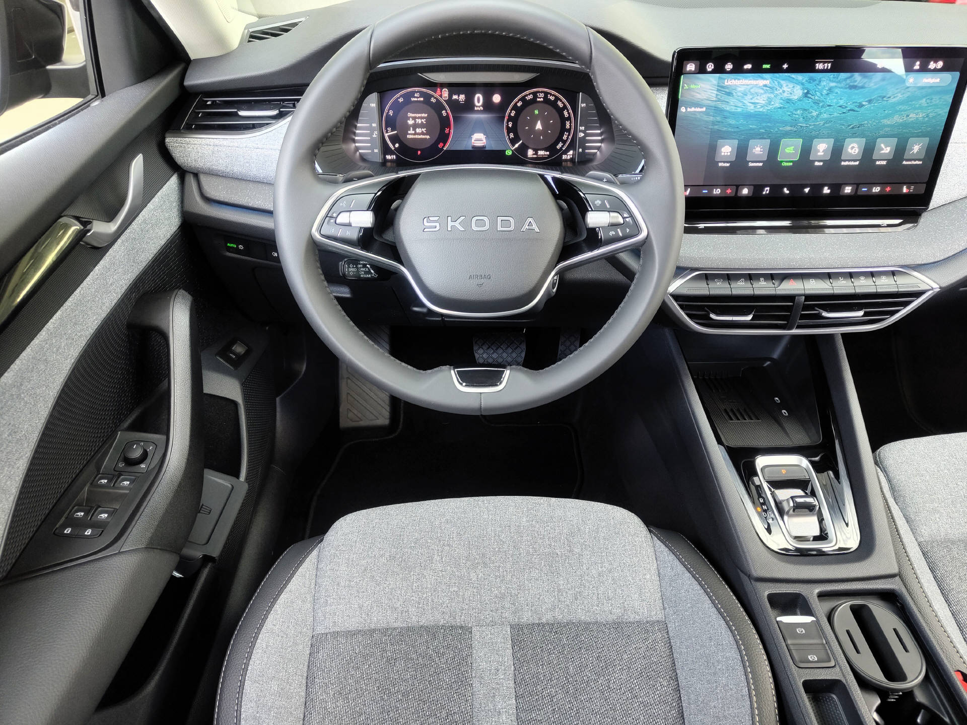 SKODA Octavia Combi 2.0 TSI Selection 4x4 DSG-image-4