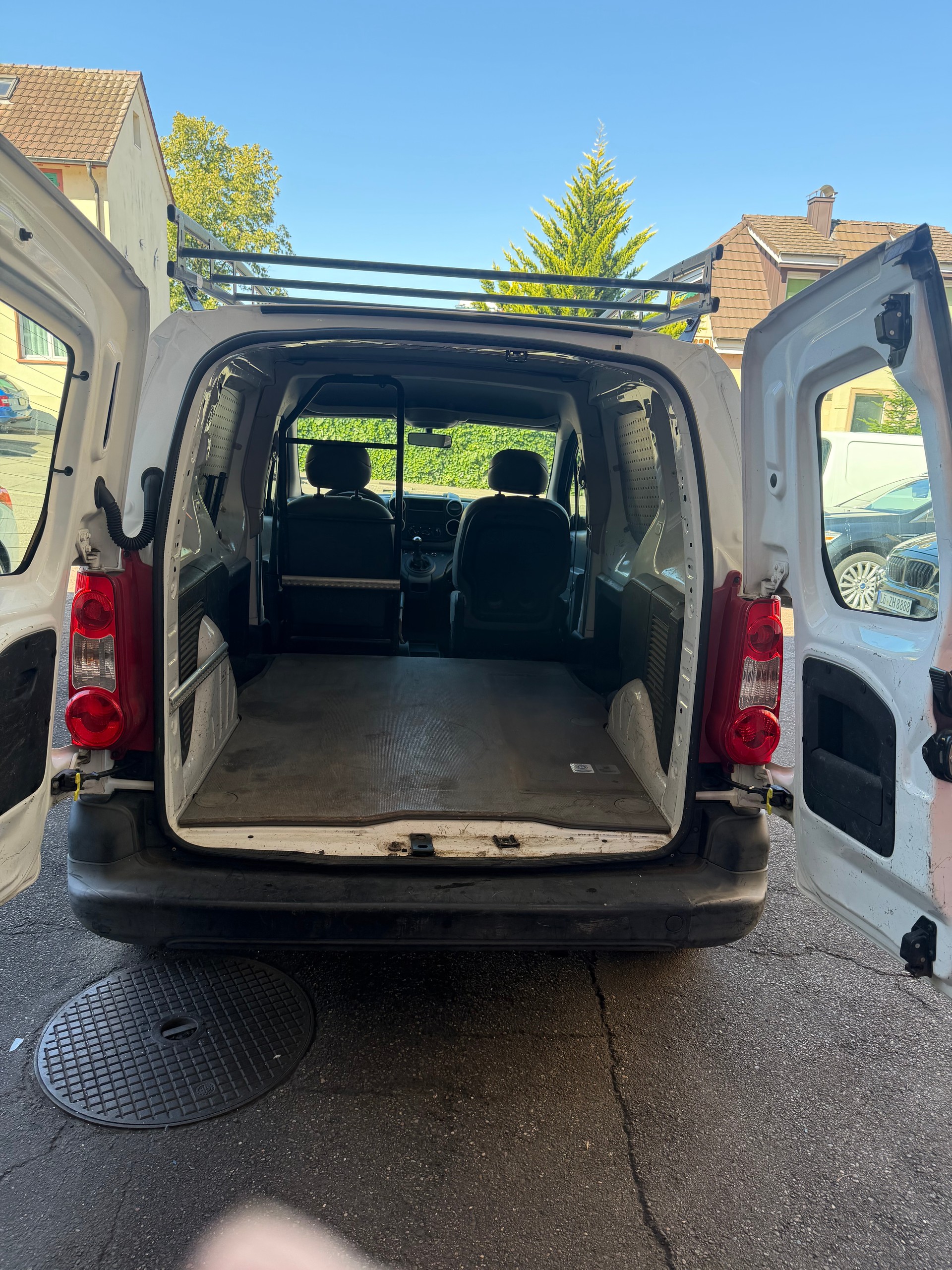 CITROEN Berlingo 1.6i 600 Komfort (Confort)-image-6