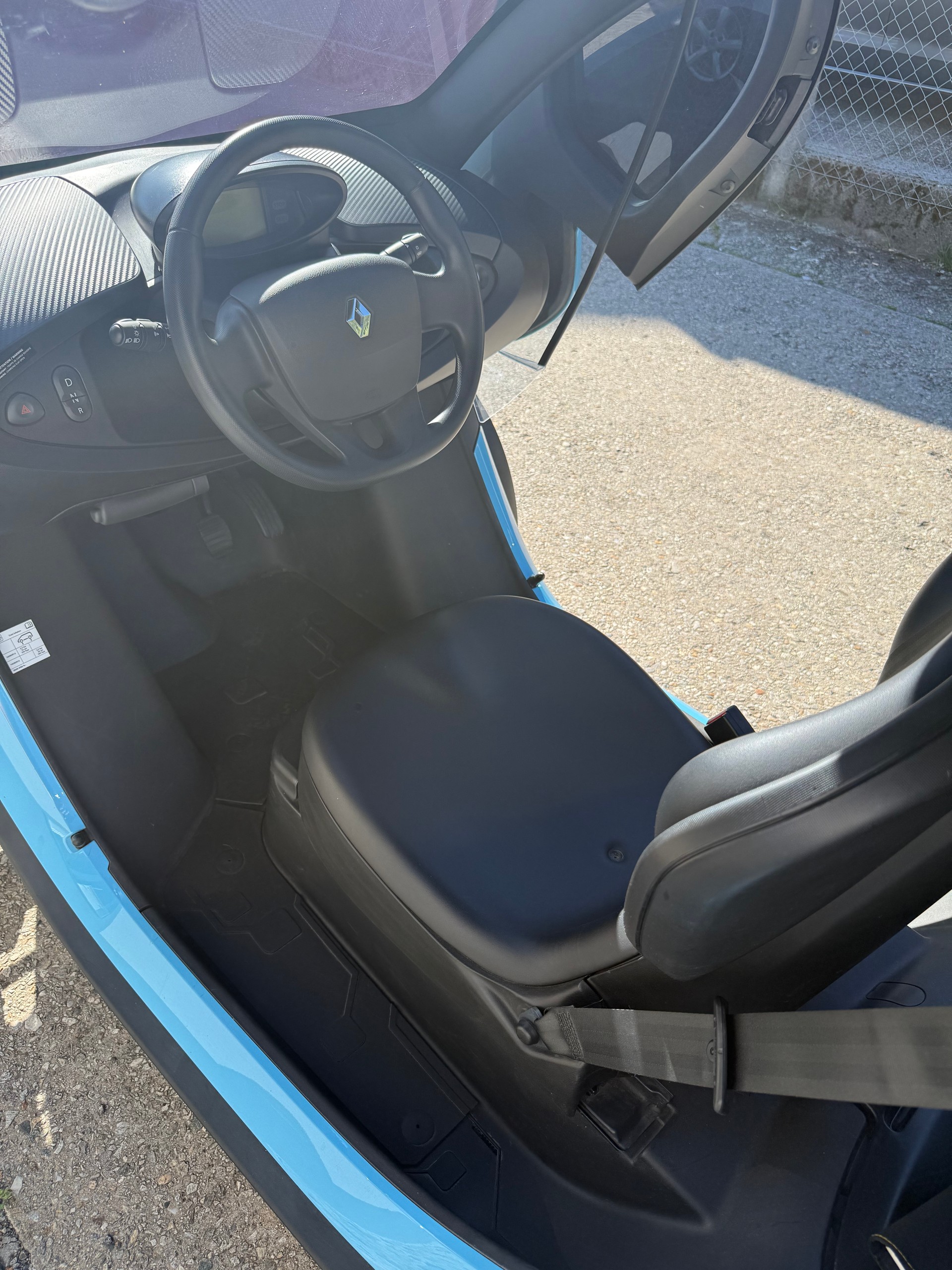 RENAULT Twizy Z.E. Life (Batterie Miete)-image-10