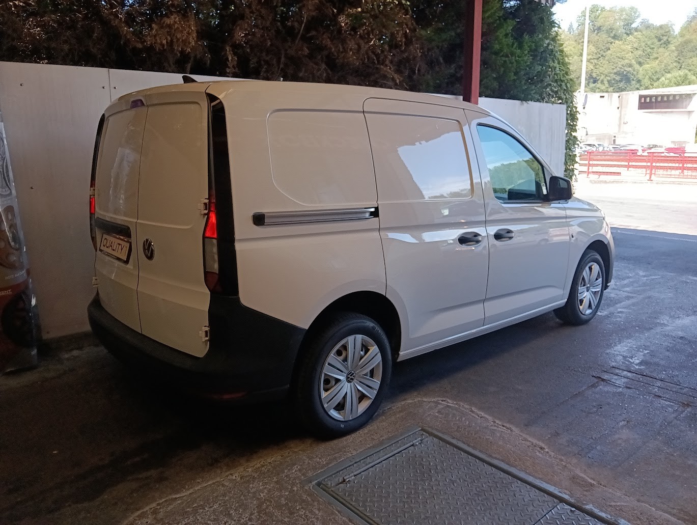 VW Caddy Cargo 1.5 TSI Entry DSG-image-2