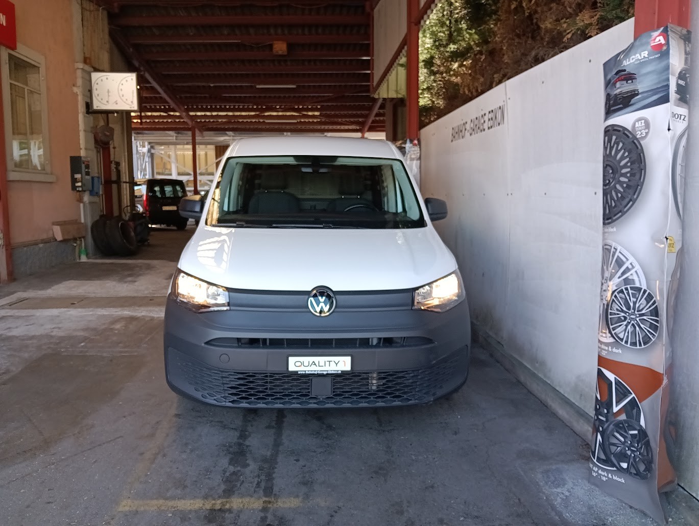 VW Caddy Cargo 1.5 TSI Entry DSG-image-1