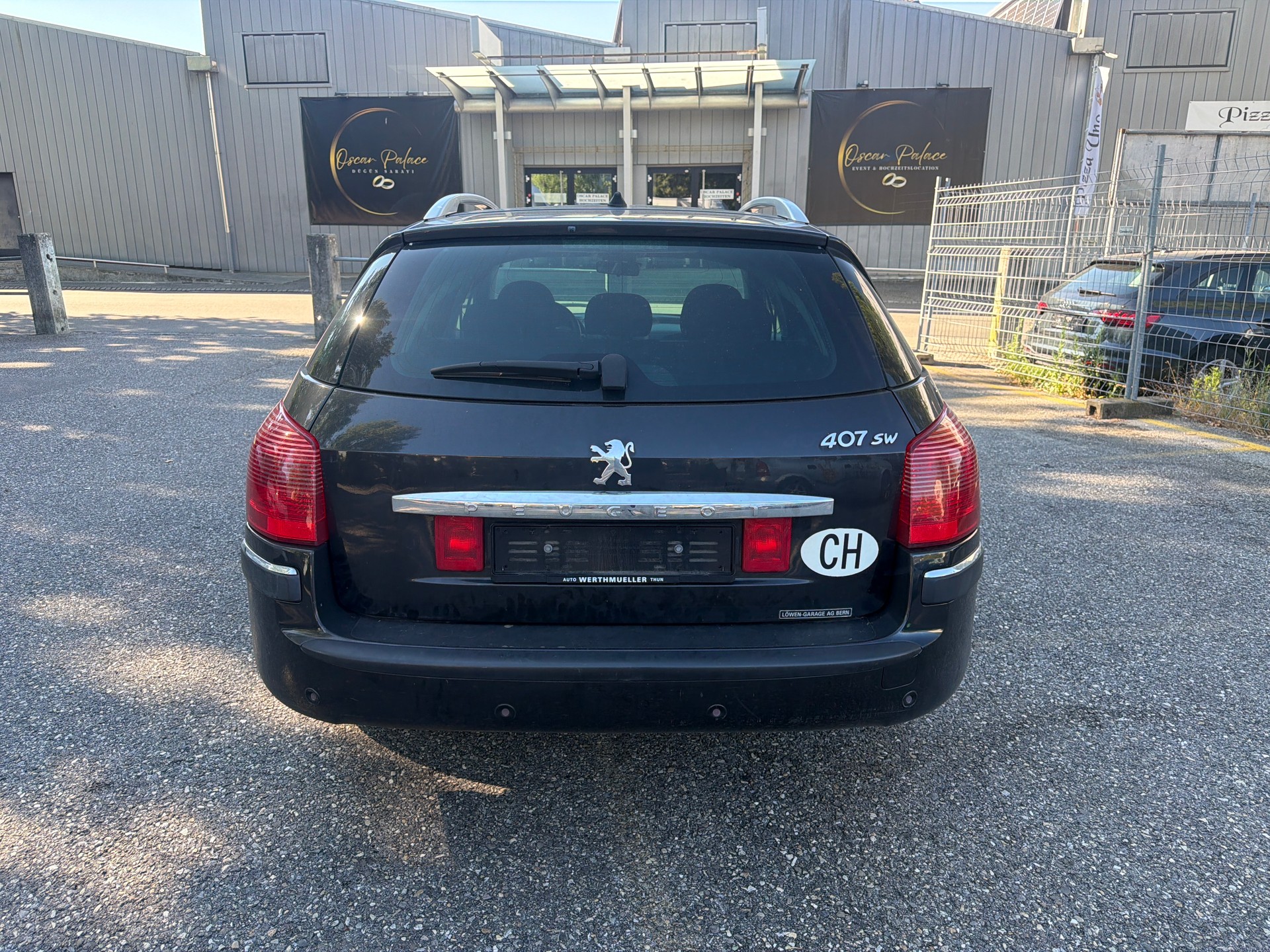 PEUGEOT 407 SW 2.7 HDI Dynamic Edition Automatic * Klima-auto * Tempomat * PDC H * Panoramadach * Letzte MFK 23.12.2023-image-11