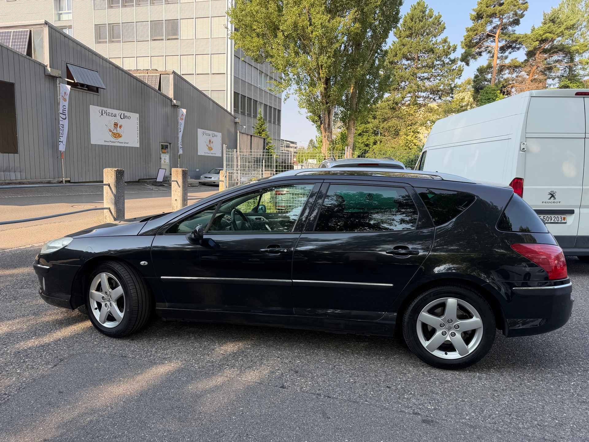 PEUGEOT 407 SW 2.7 HDI Dynamic Edition Automatic * Klima-auto * Tempomat * PDC H * Panoramadach * Letzte MFK 23.12.2023-image-11