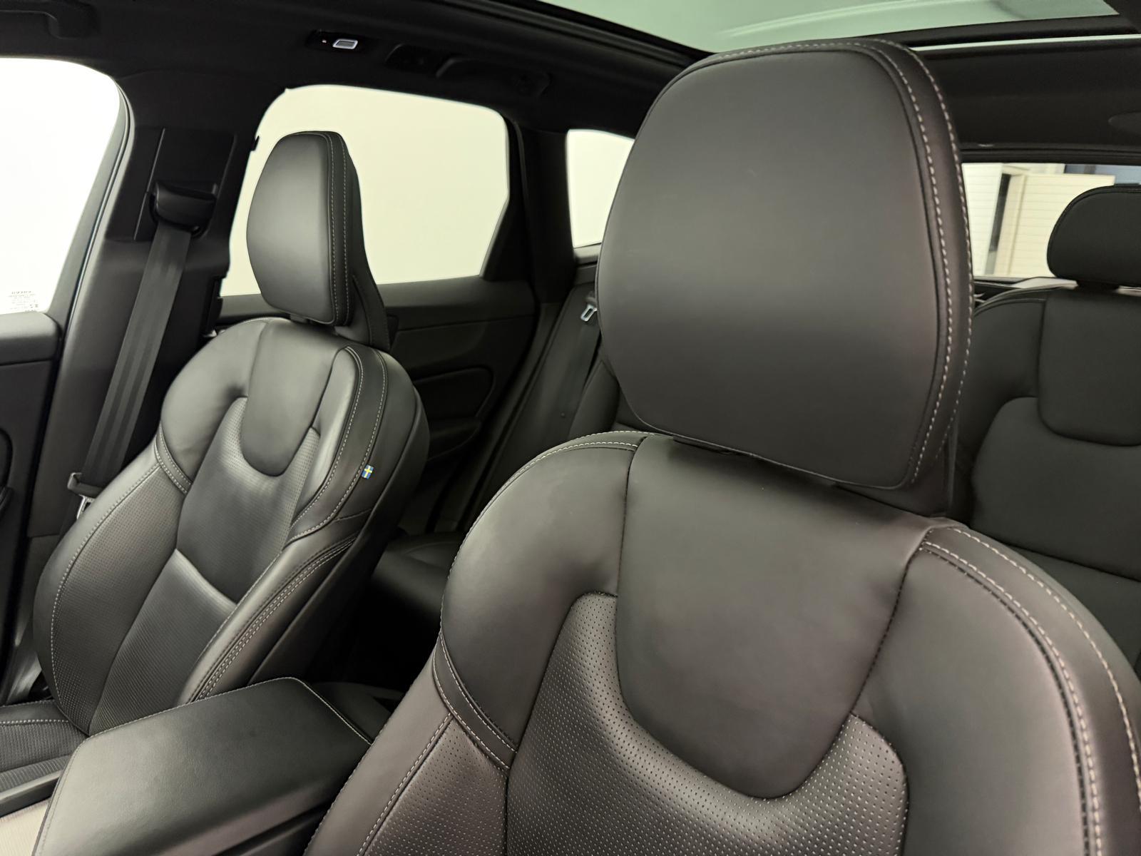 VOLVO XC60 2.0 T8 TE R-Design eAWD-image-15
