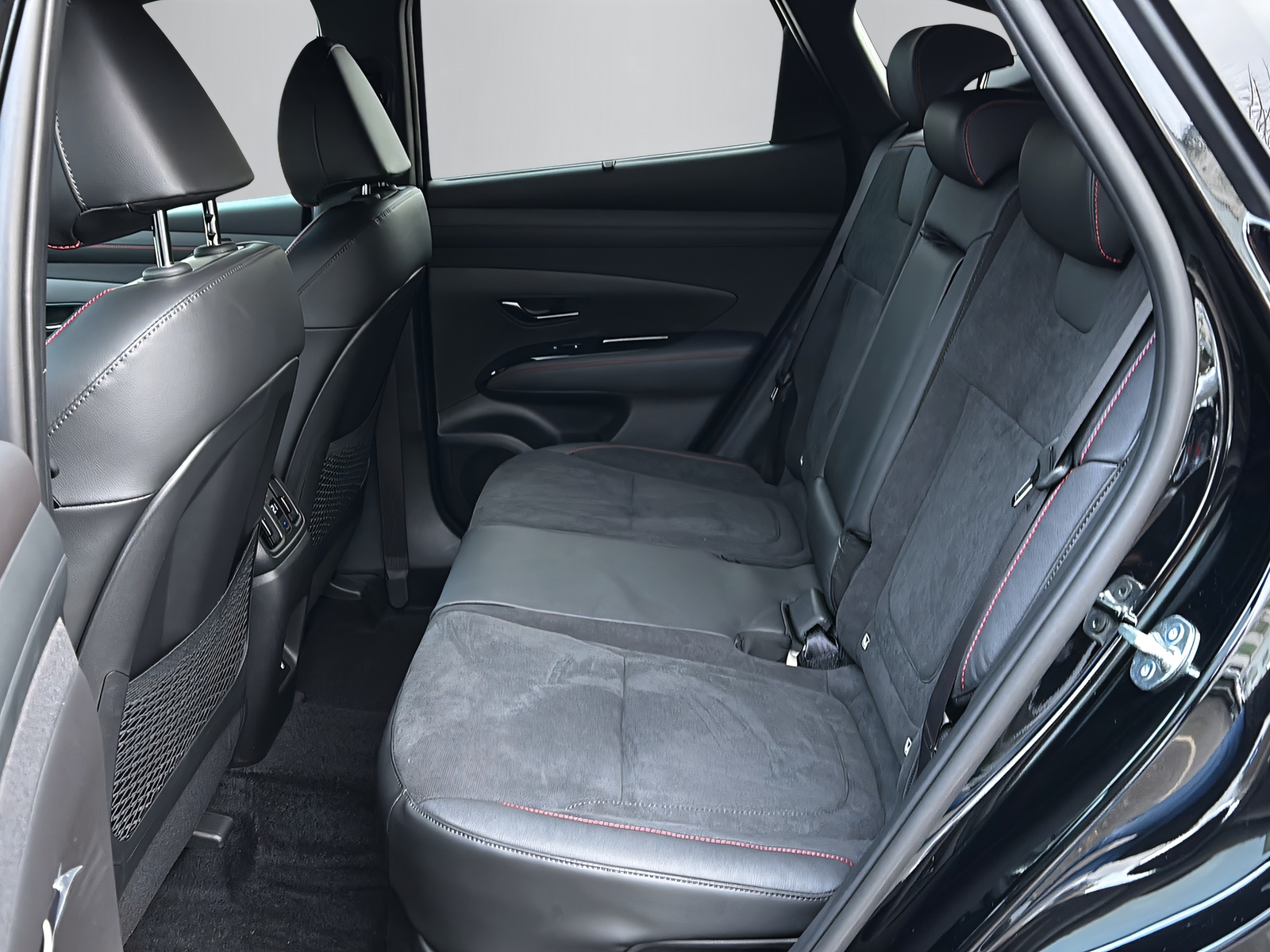 HYUNDAI Tucson 1.6 T-GDi HEV N-Line 4WD-image-6