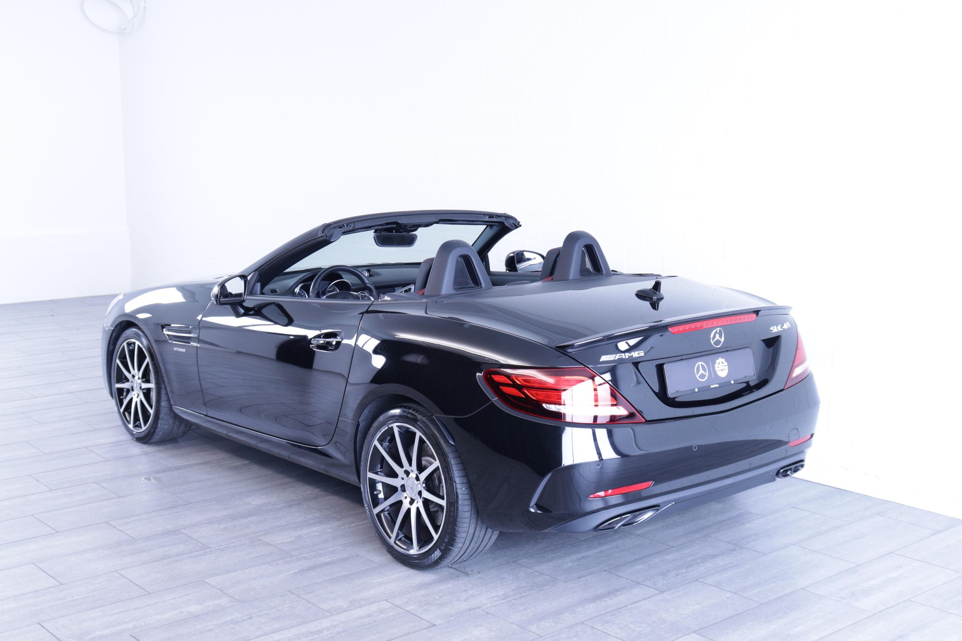 MERCEDES-BENZ SLC 43 AMG Cabriolet-image-3