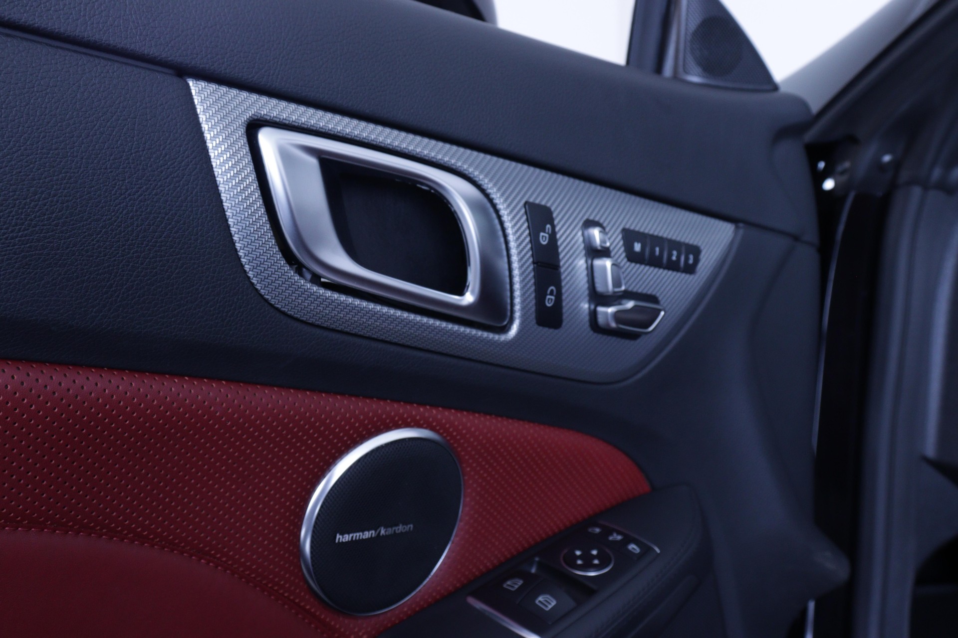 MERCEDES-BENZ SLC 43 AMG Cabriolet-image-11