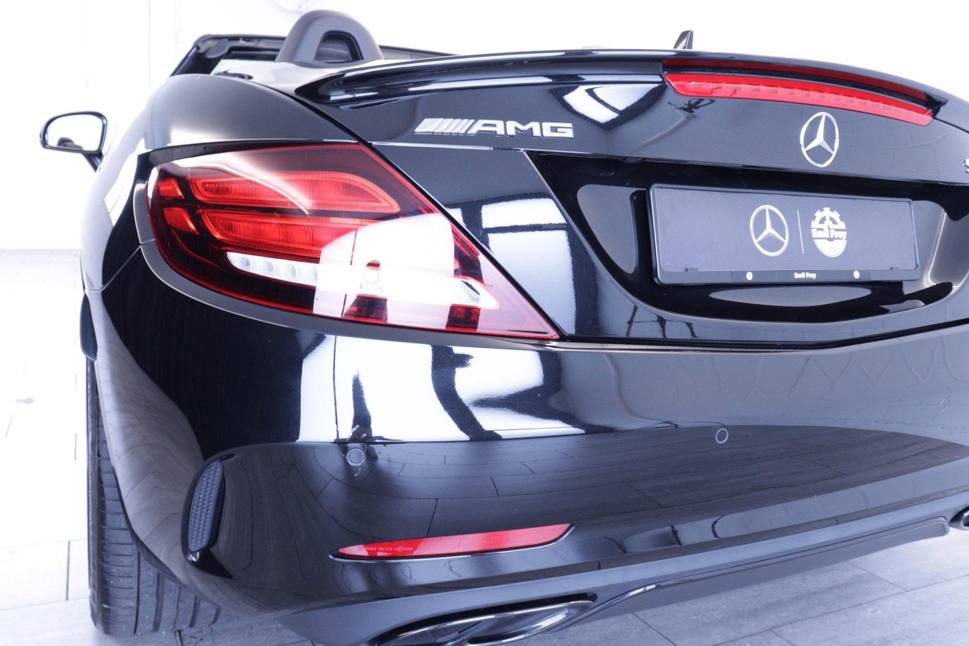 MERCEDES-BENZ SLC 43 AMG Cabriolet-image-15