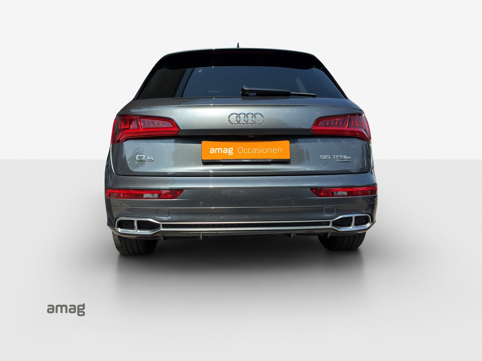 AUDI Q5 55 TFSI e sport quattro-showroom-element-3