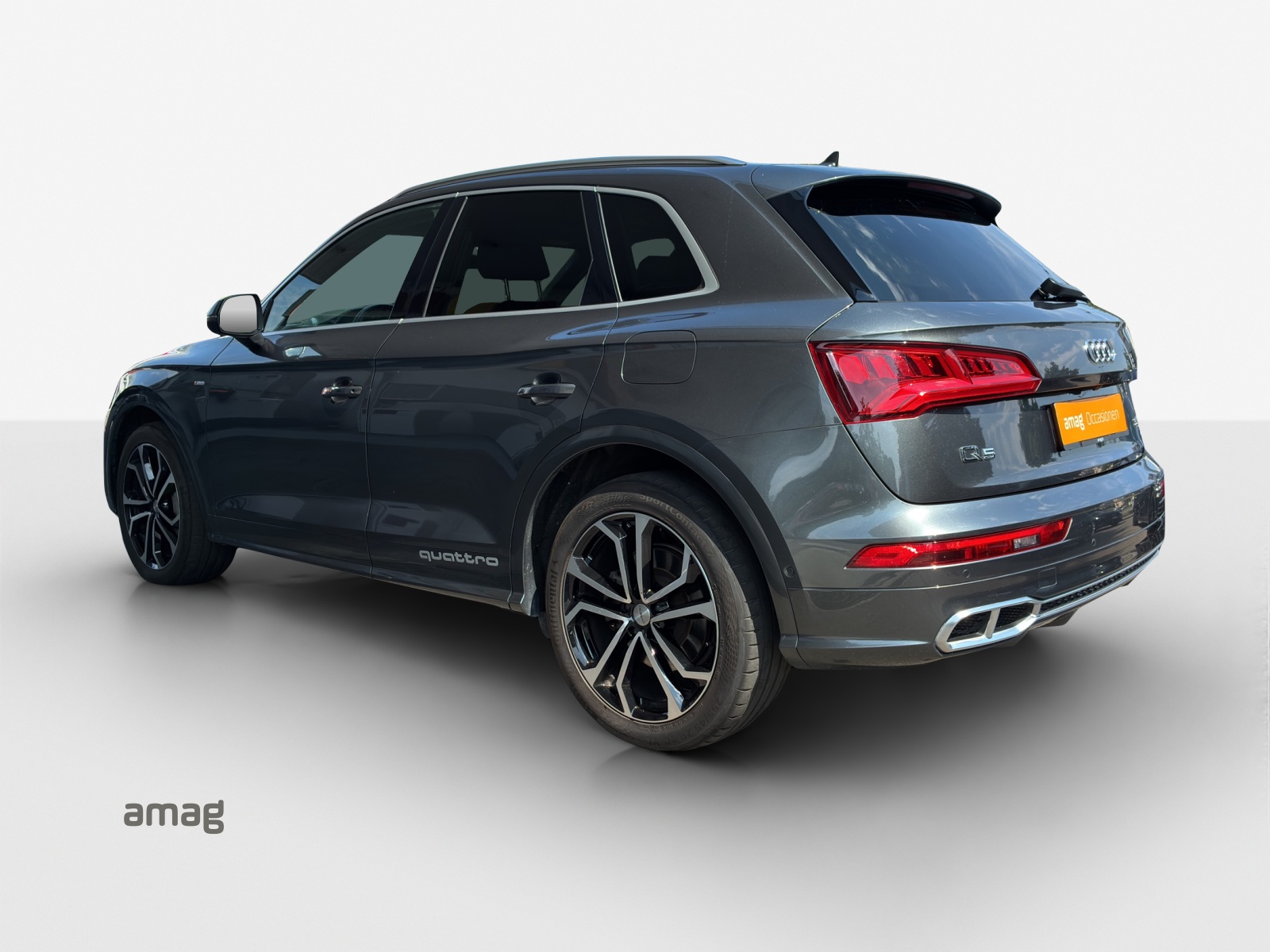 AUDI Q5 55 TFSI e sport quattro-showroom-element-2