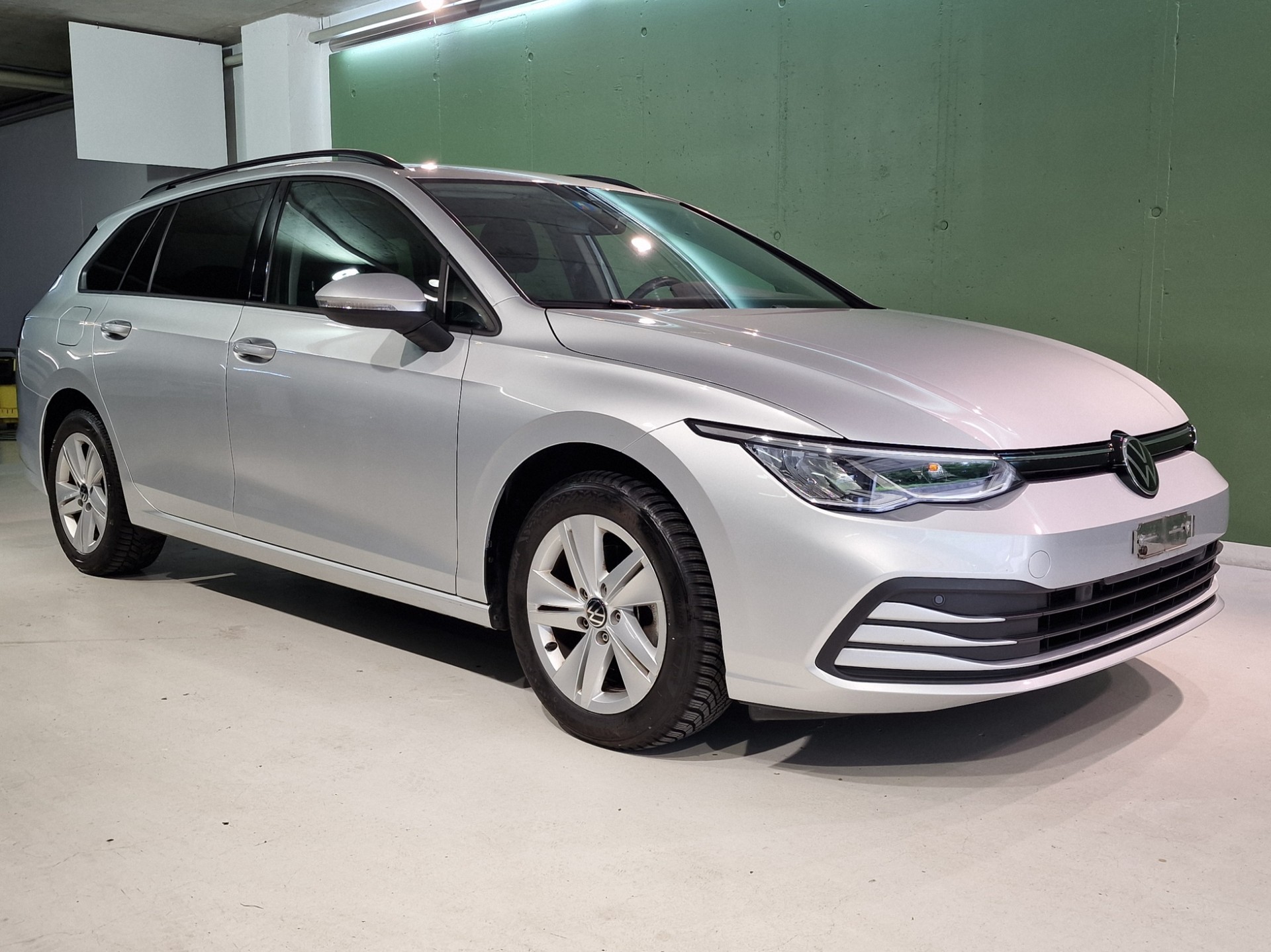 VW Golf Variant 1.5 TSI Life-image-0