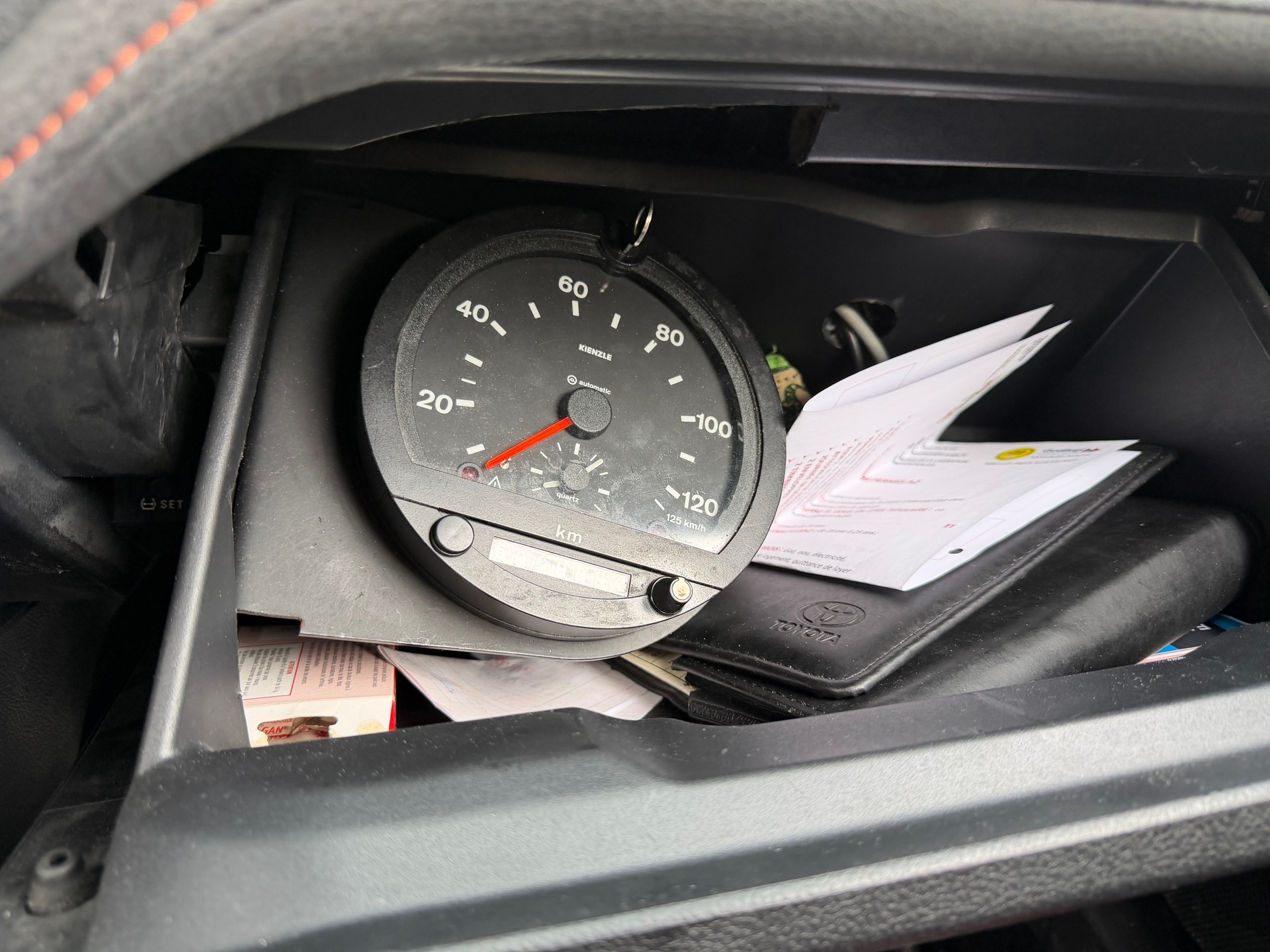 TOYOTA 1.8 HSD Style-image-4