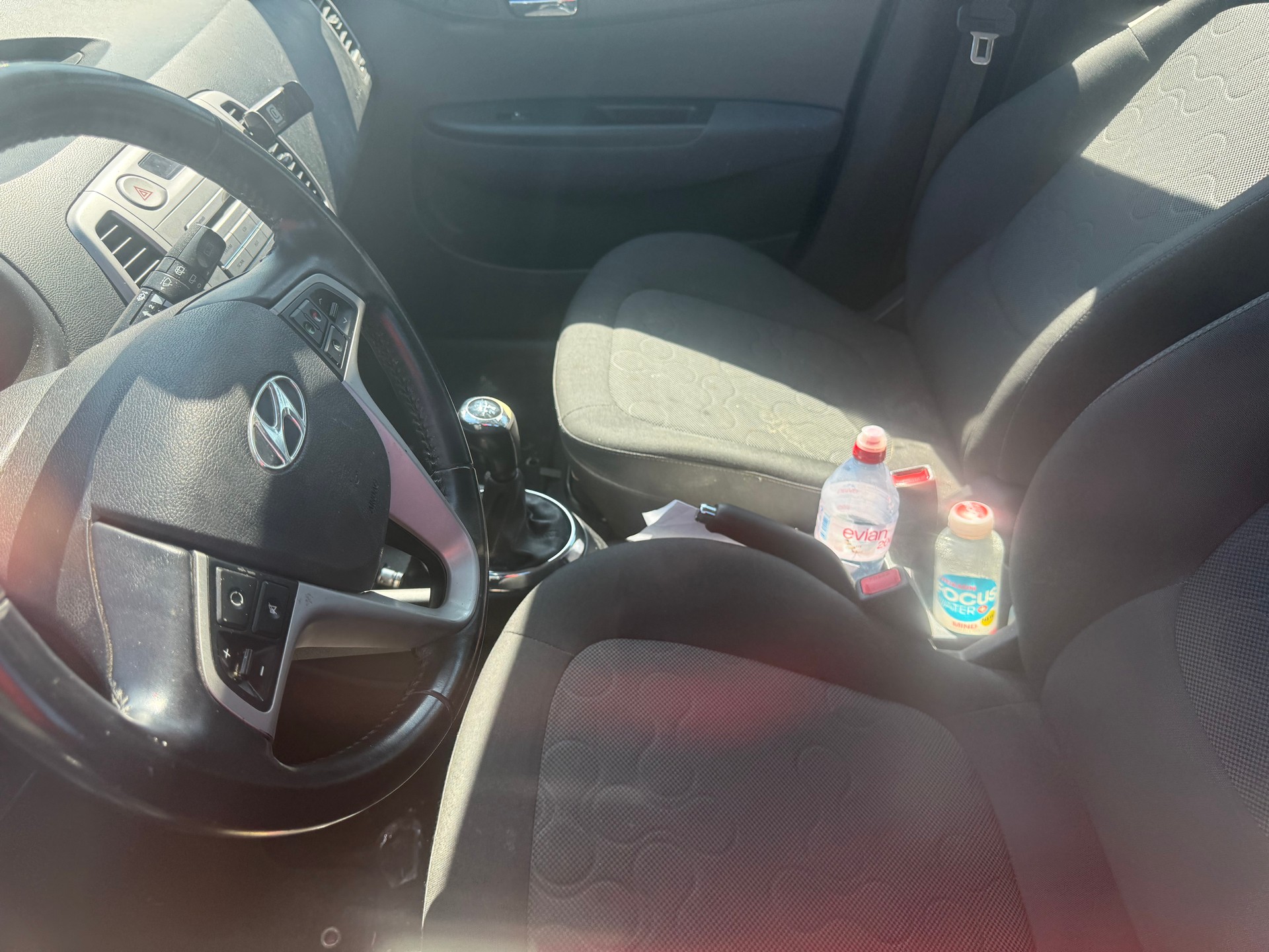 HYUNDAI i20 1.4 Style-image-5