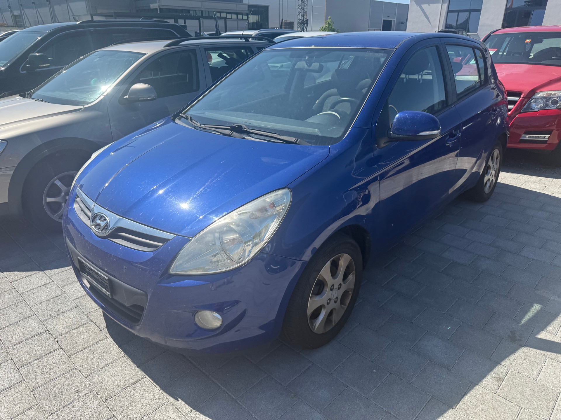 HYUNDAI i20 1.4 Style-image-6