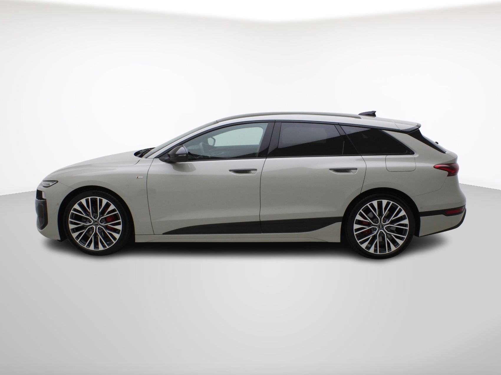 AUDI A6 e-tron Avant S line quattro **Audi Werksgarantie bis 11/2030**-showroom-element-2