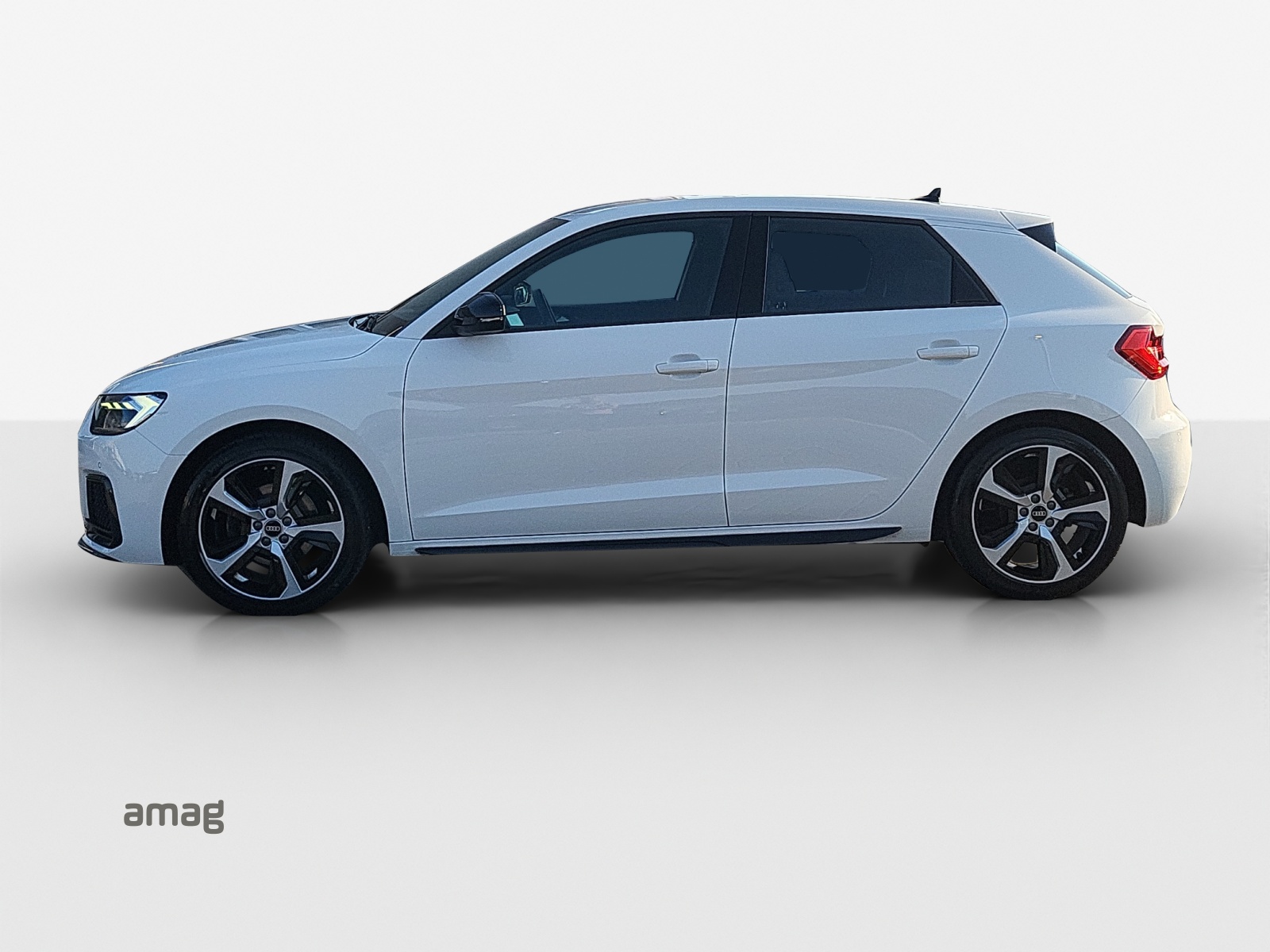 AUDI A1 Sportback 30 TFSI advanced Attraction S-tronic-showroom-element-1