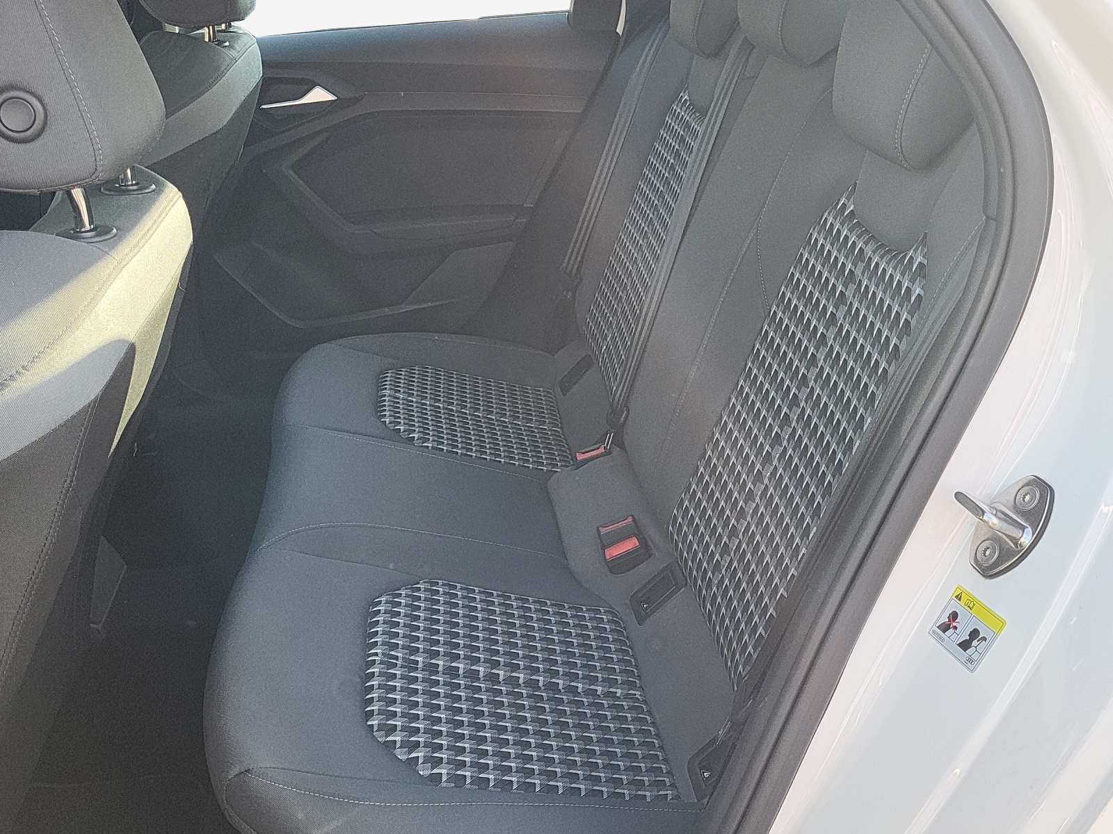 AUDI A1 Sportback 30 TFSI advanced Attraction S-tronic-image-11