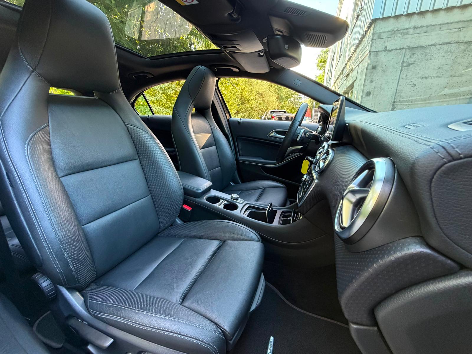 MERCEDES-BENZ A 250 Sport 7G-DCT-image-14