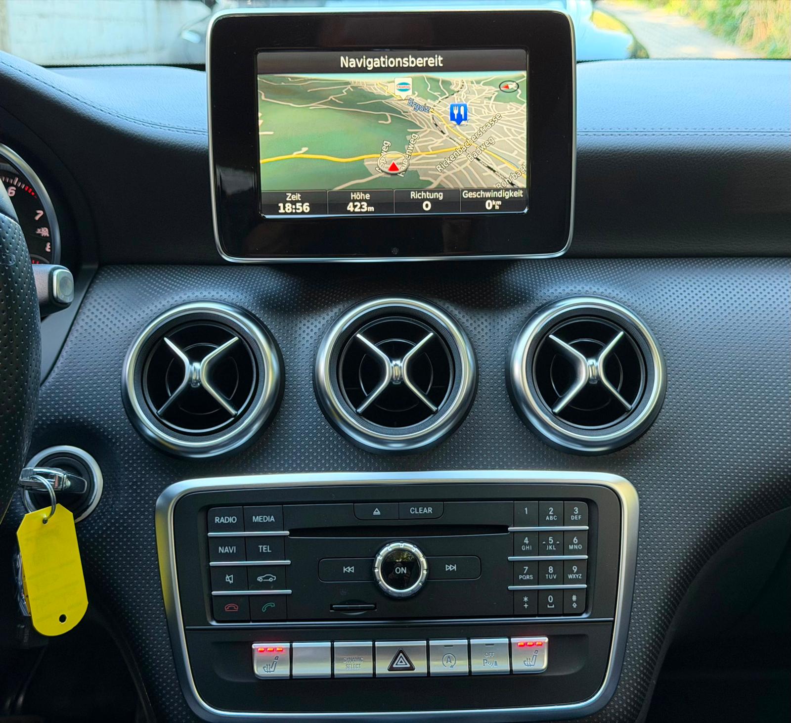 MERCEDES-BENZ A 250 Sport 7G-DCT-image-18
