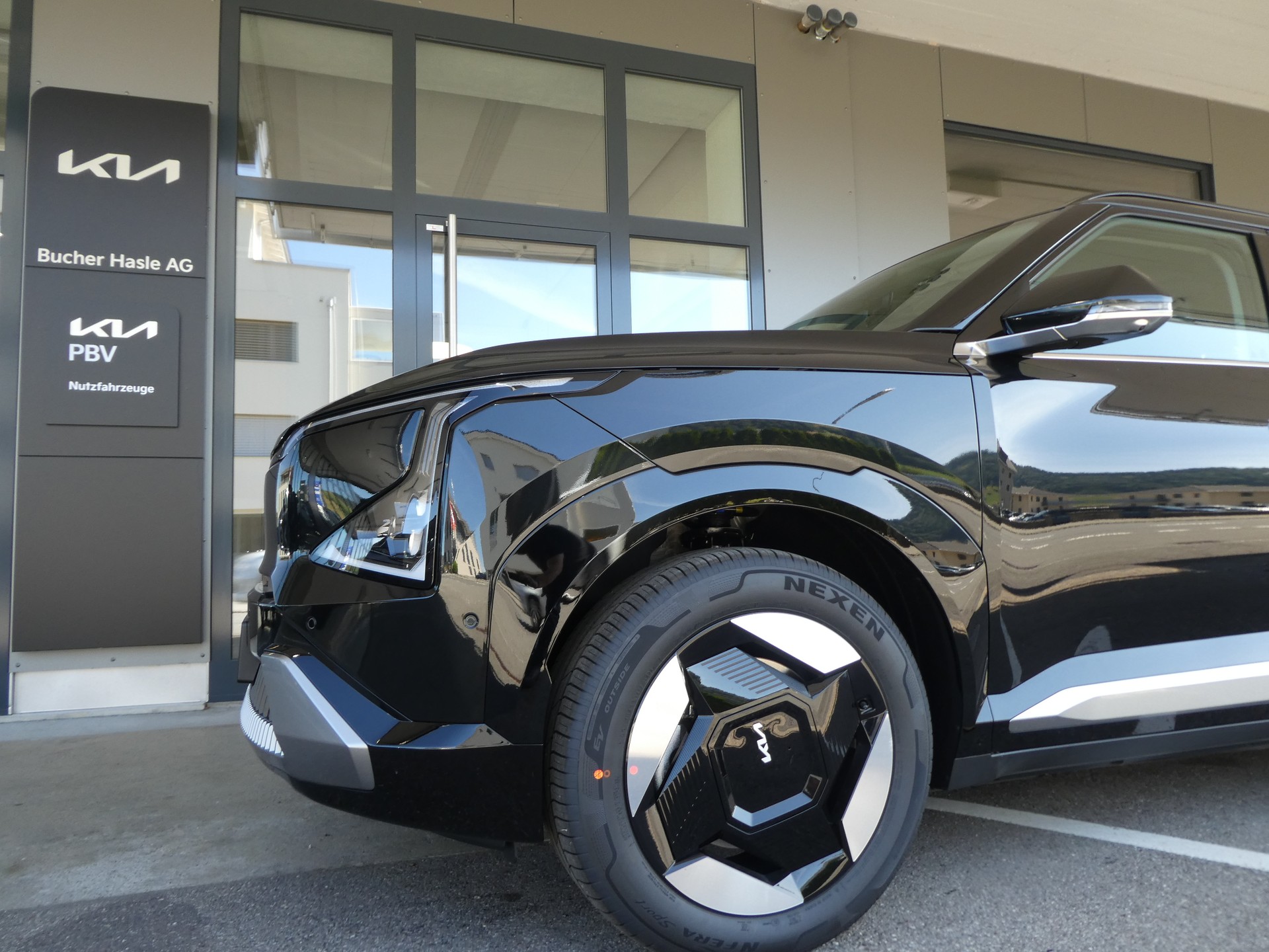 KIA EV5 81,4 kWh Earth 4x4-image-2