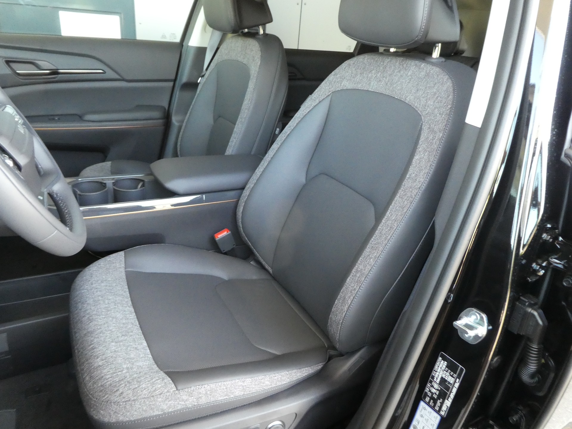 KIA EV5 81,4 kWh Earth 4x4-image-1