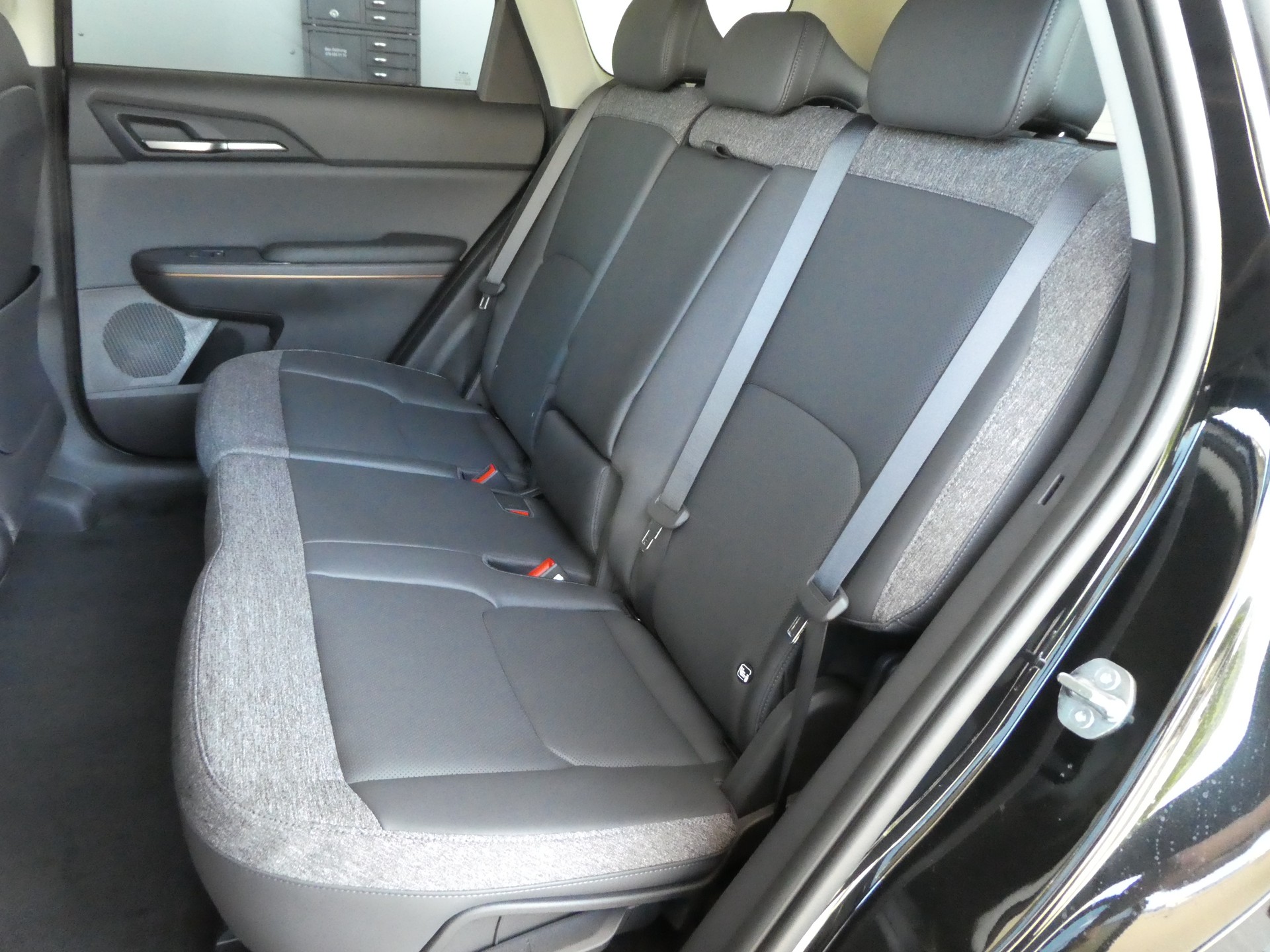 KIA EV5 81,4 kWh Earth 4x4-image-10