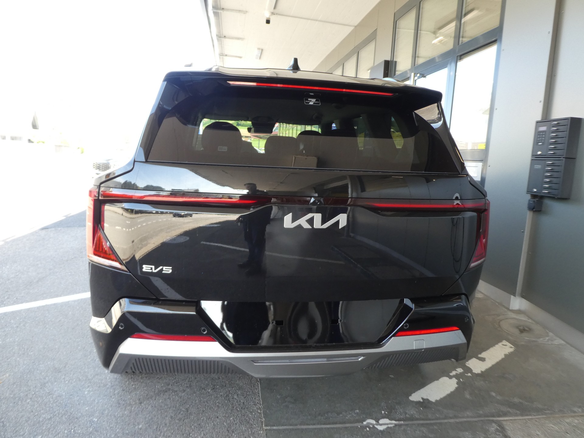 KIA EV5 81,4 kWh Earth 4x4-image-8
