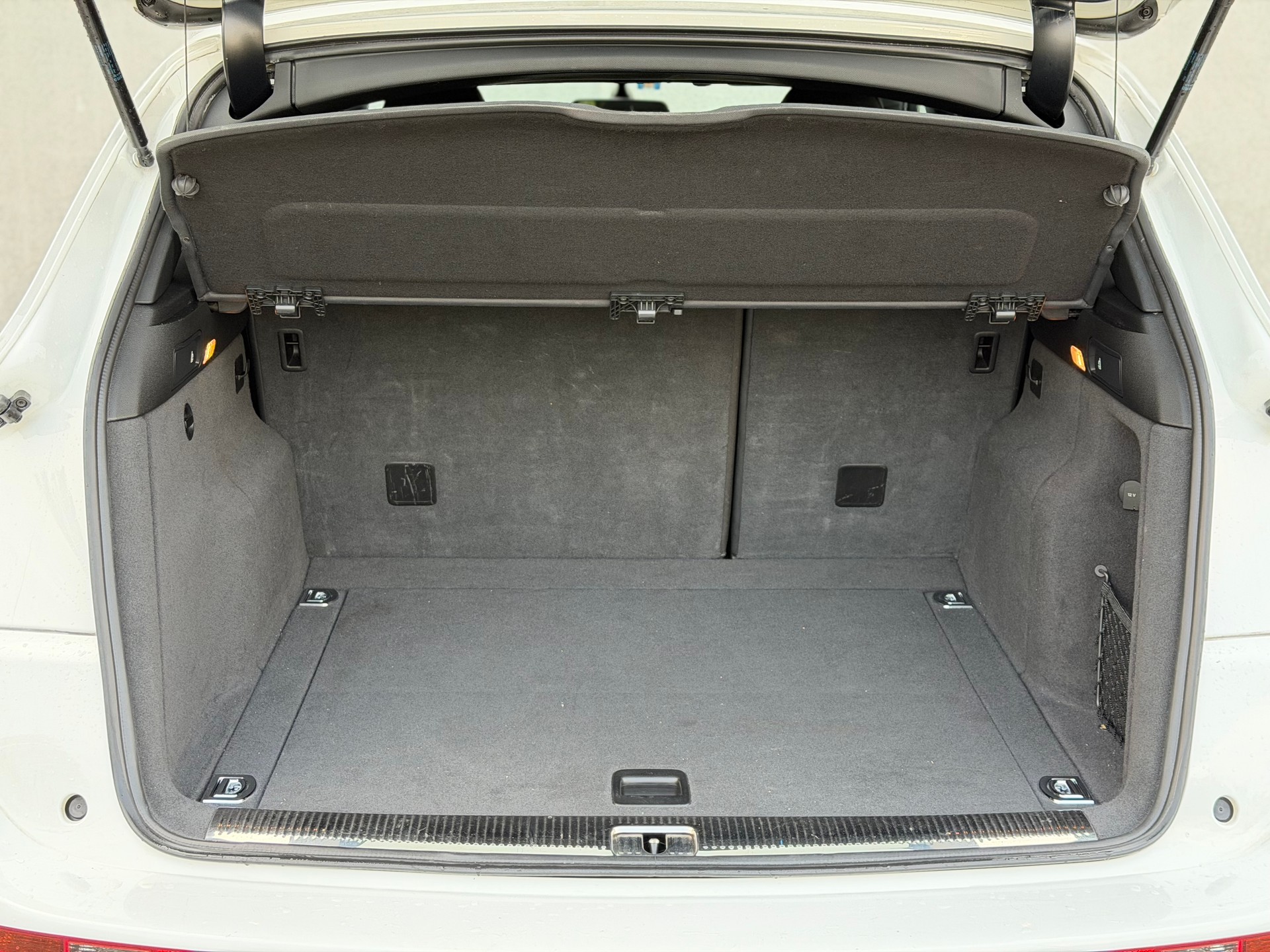 AUDI Q5 2.0 TDI quattro S-tronic-image-13