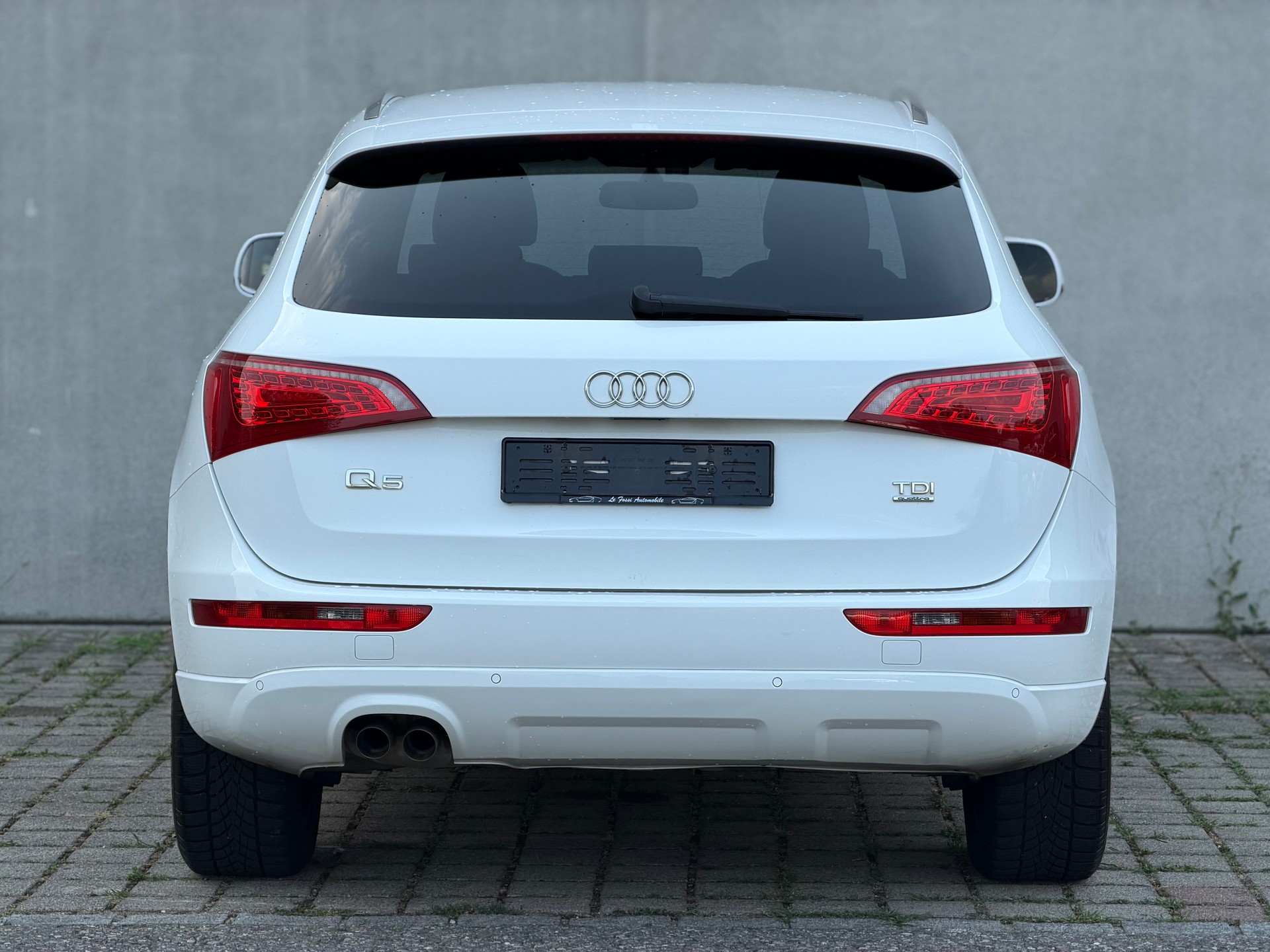 AUDI Q5 2.0 TDI quattro S-tronic-image-6